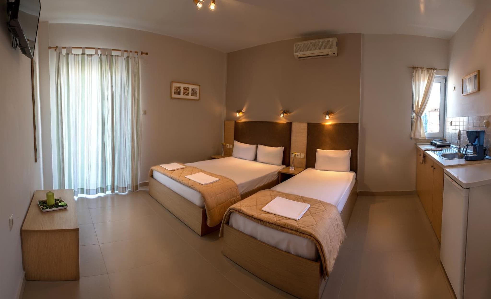 Nepheli Apartments and Studios photo 3