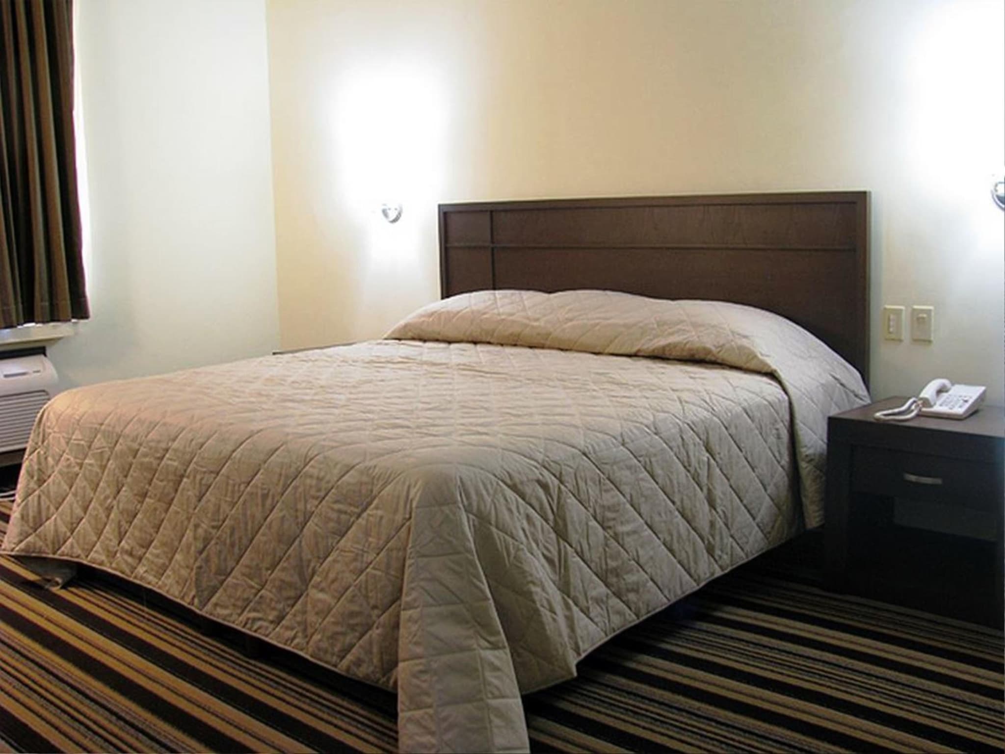 Hotel Alameda Express photo 6