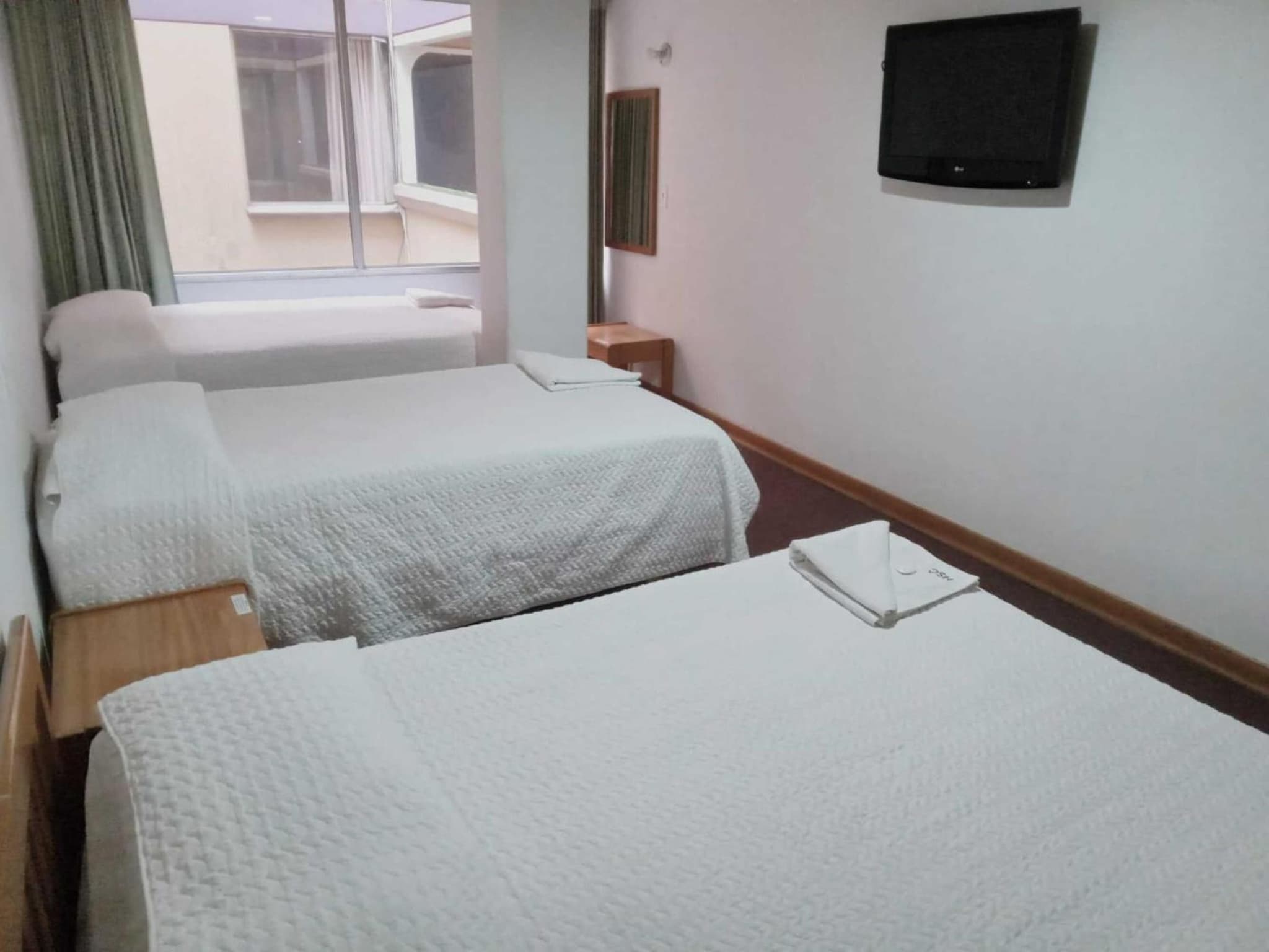 HOTEL SUAREL CENTER photo 5