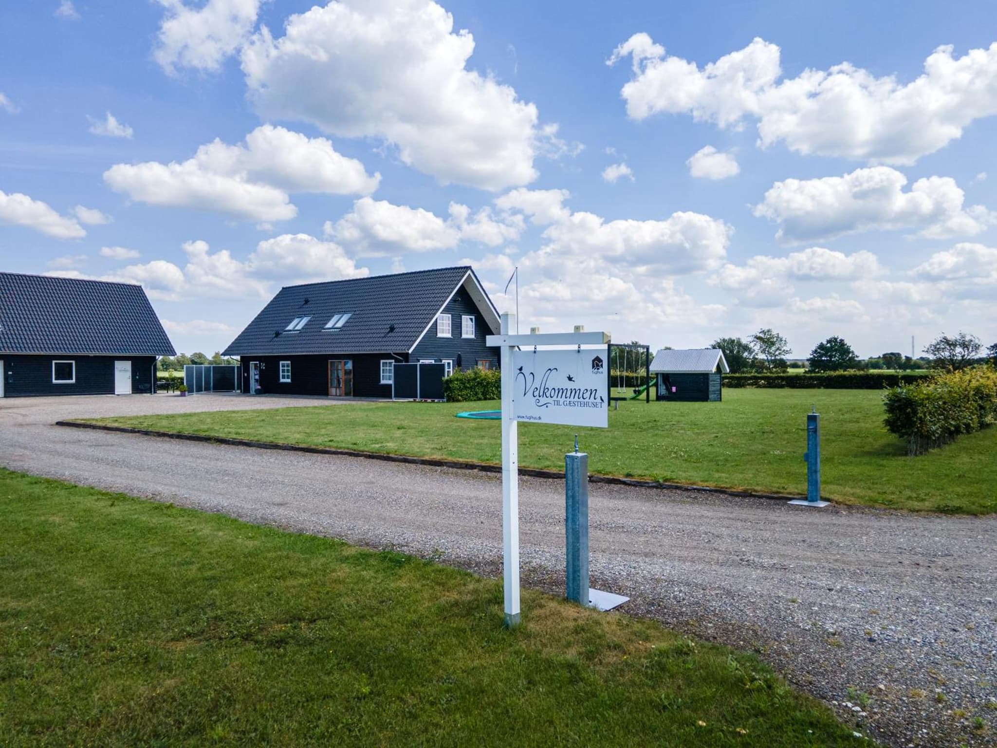 Fuglhus - hyggelig ferie på landet