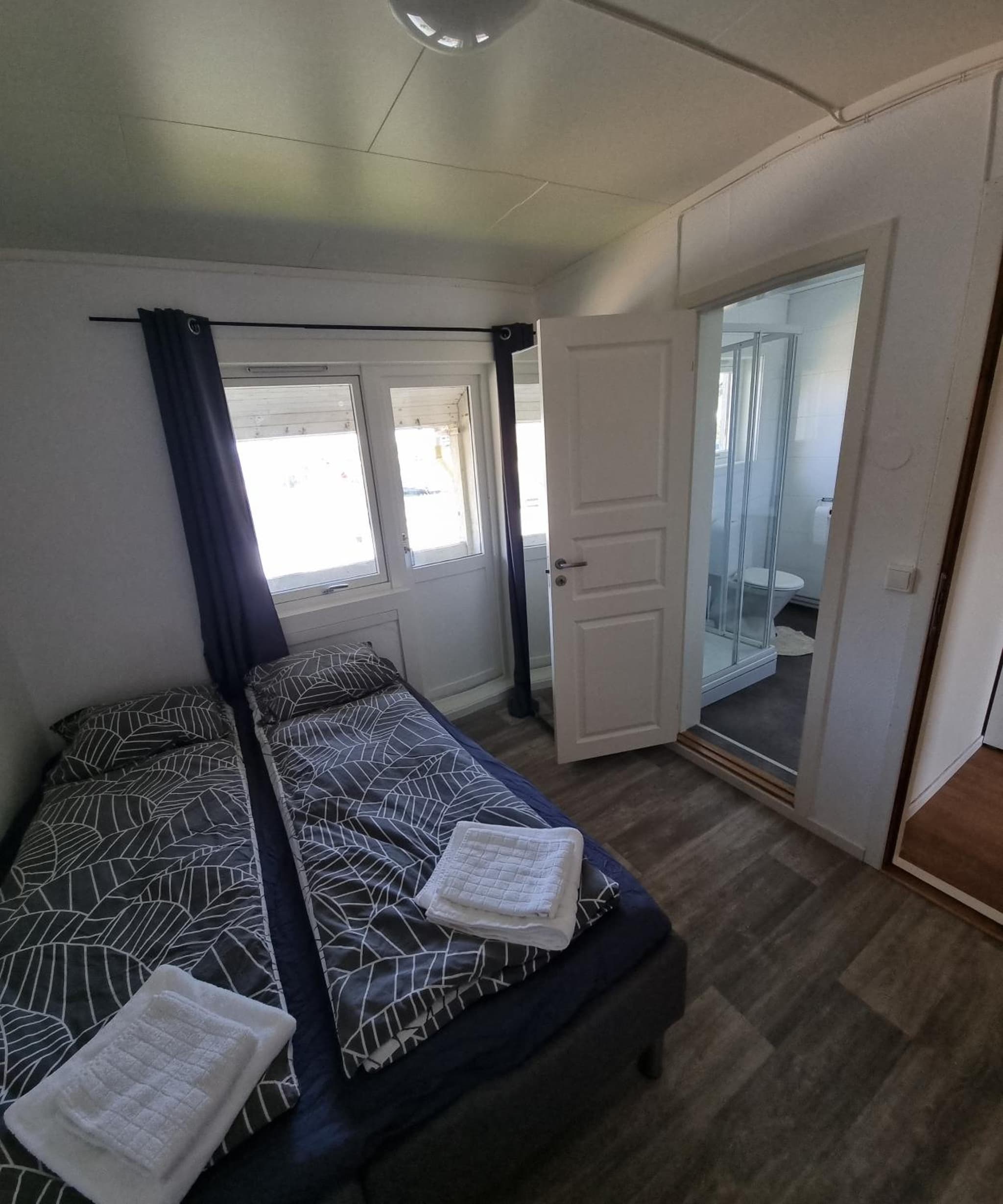 Sleep In photo 3