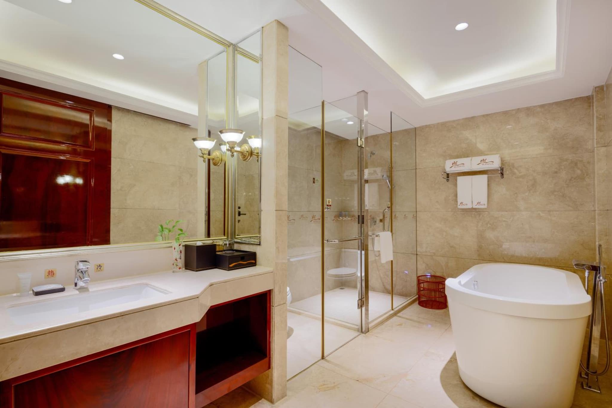 Zhongshan Phoenix By Funyard photo 8