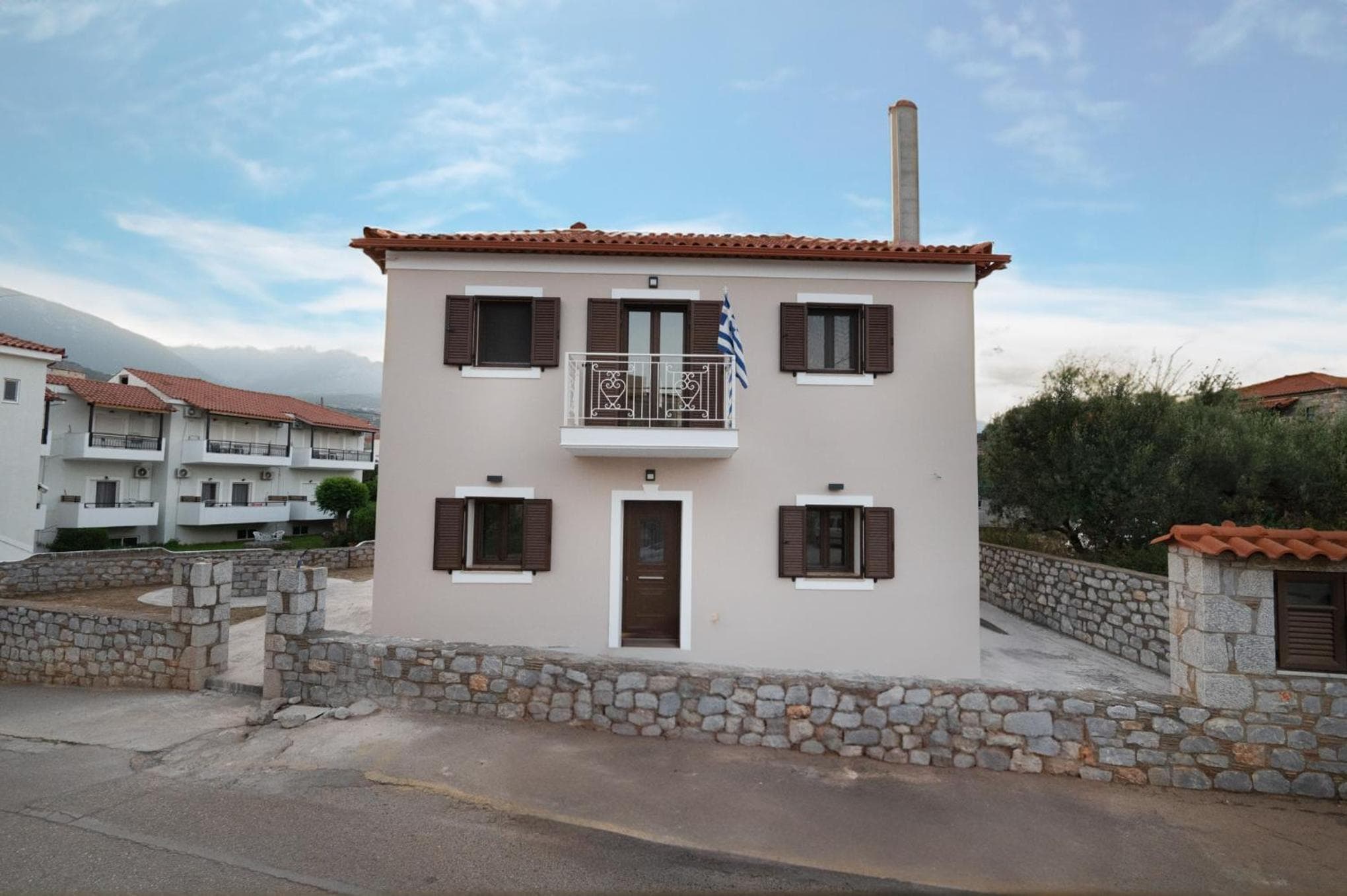 Stoupa Harmony Suite - One Bedroom Apartment photo 3