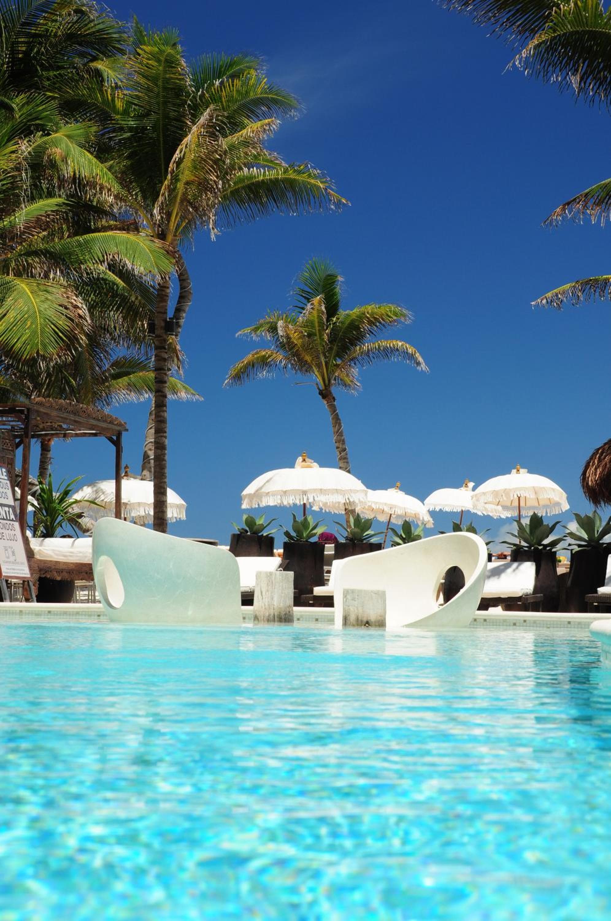 El Taj Oceanfront and Beachside Condo Hotel photo 5