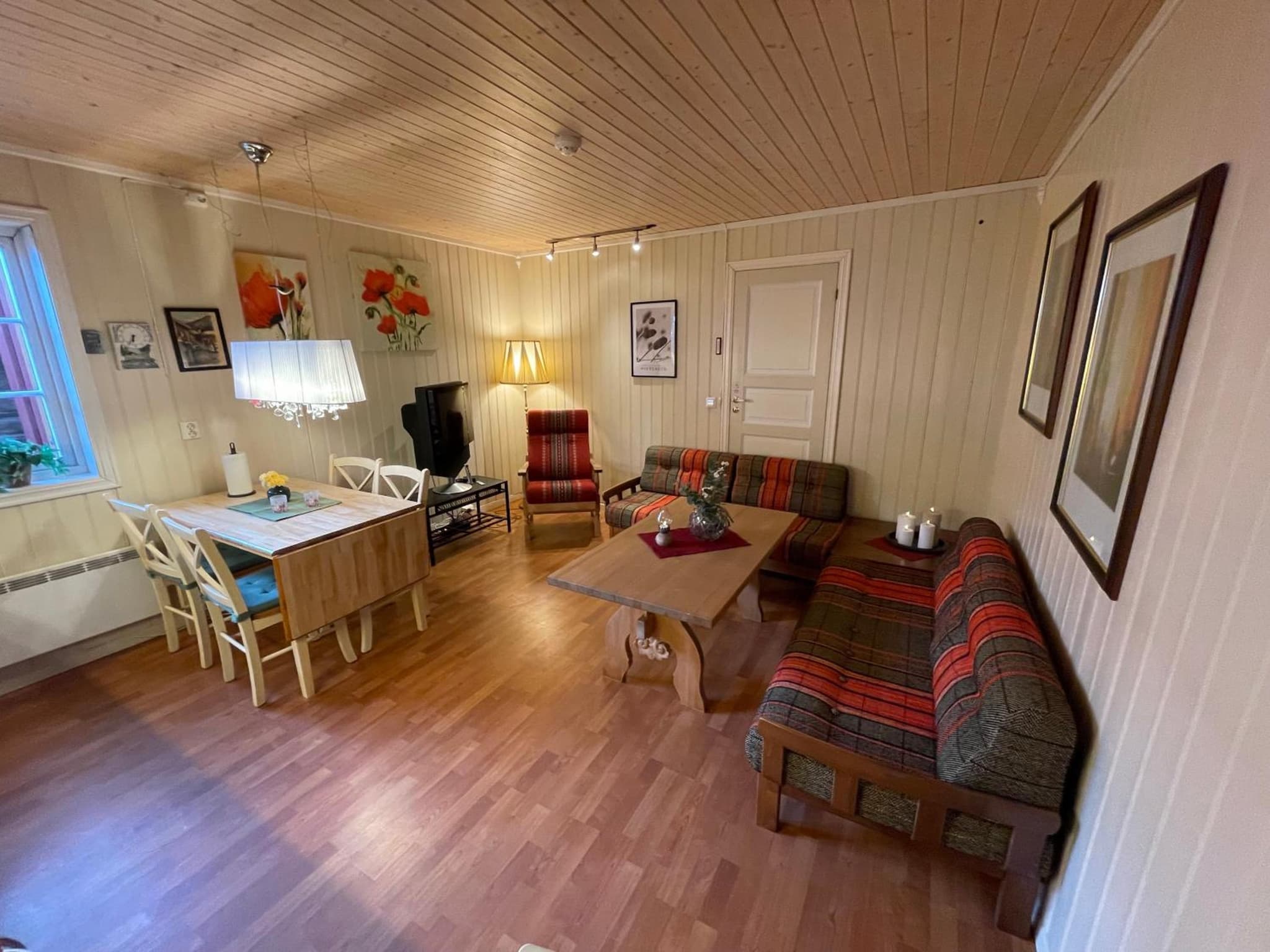 Kjerkgata 6 - midt i Røros sentrum