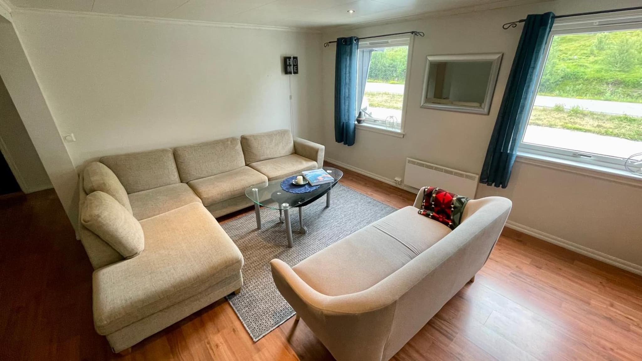 EG Apartment photo 5