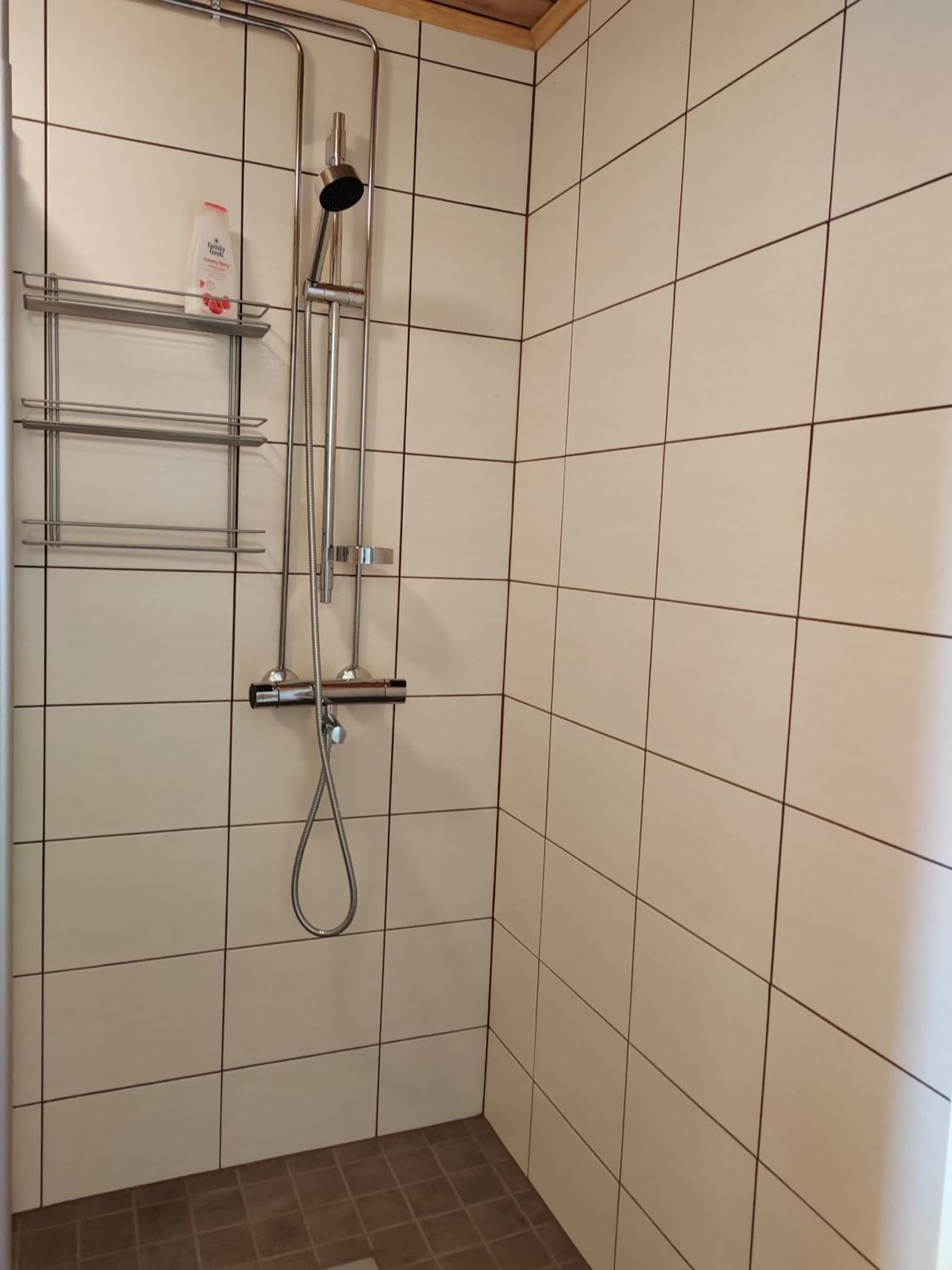 Maalaistalon päätyhuoneisto Merikarvialla photo 4