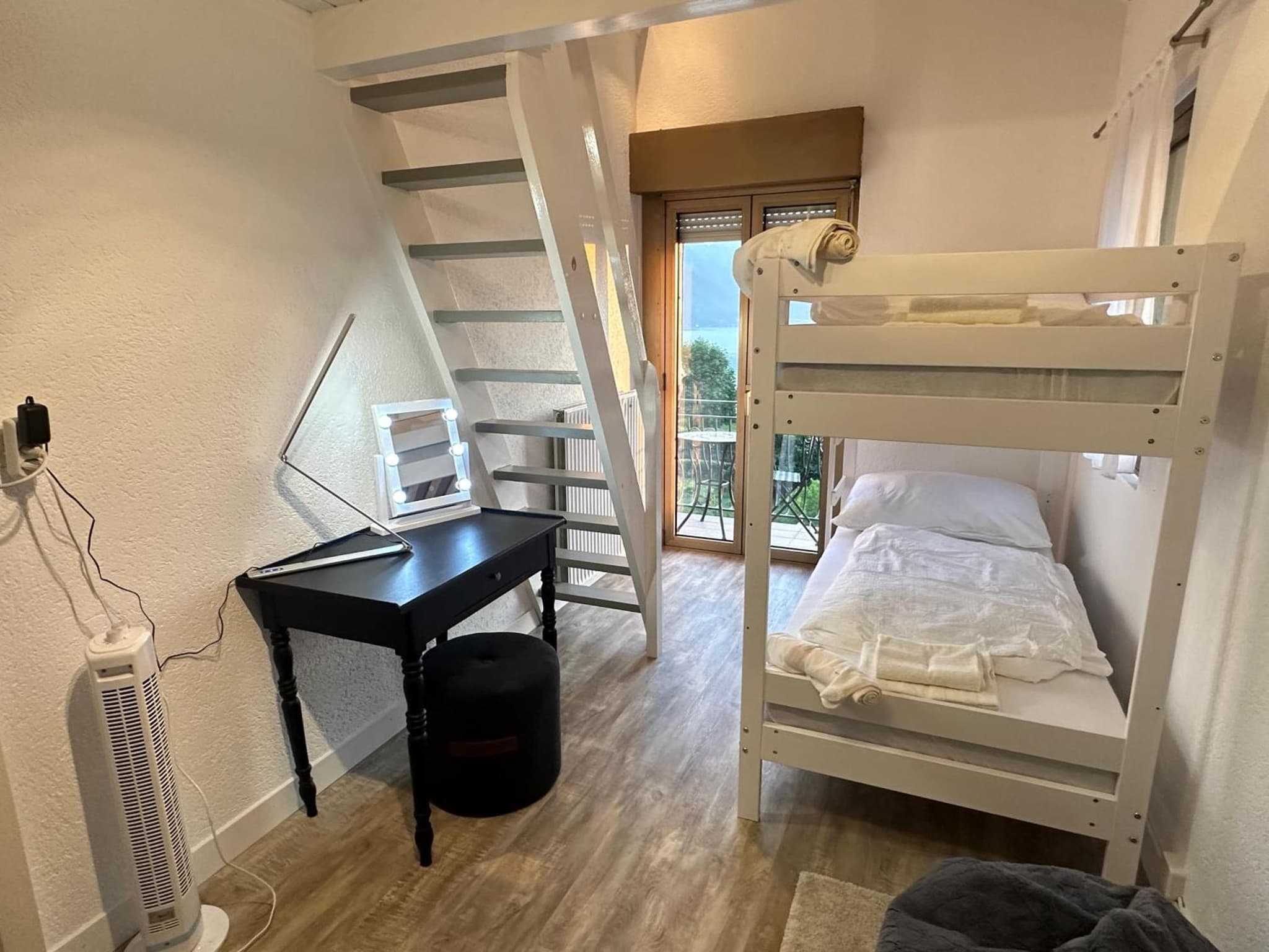 Villa Montreux photo 8