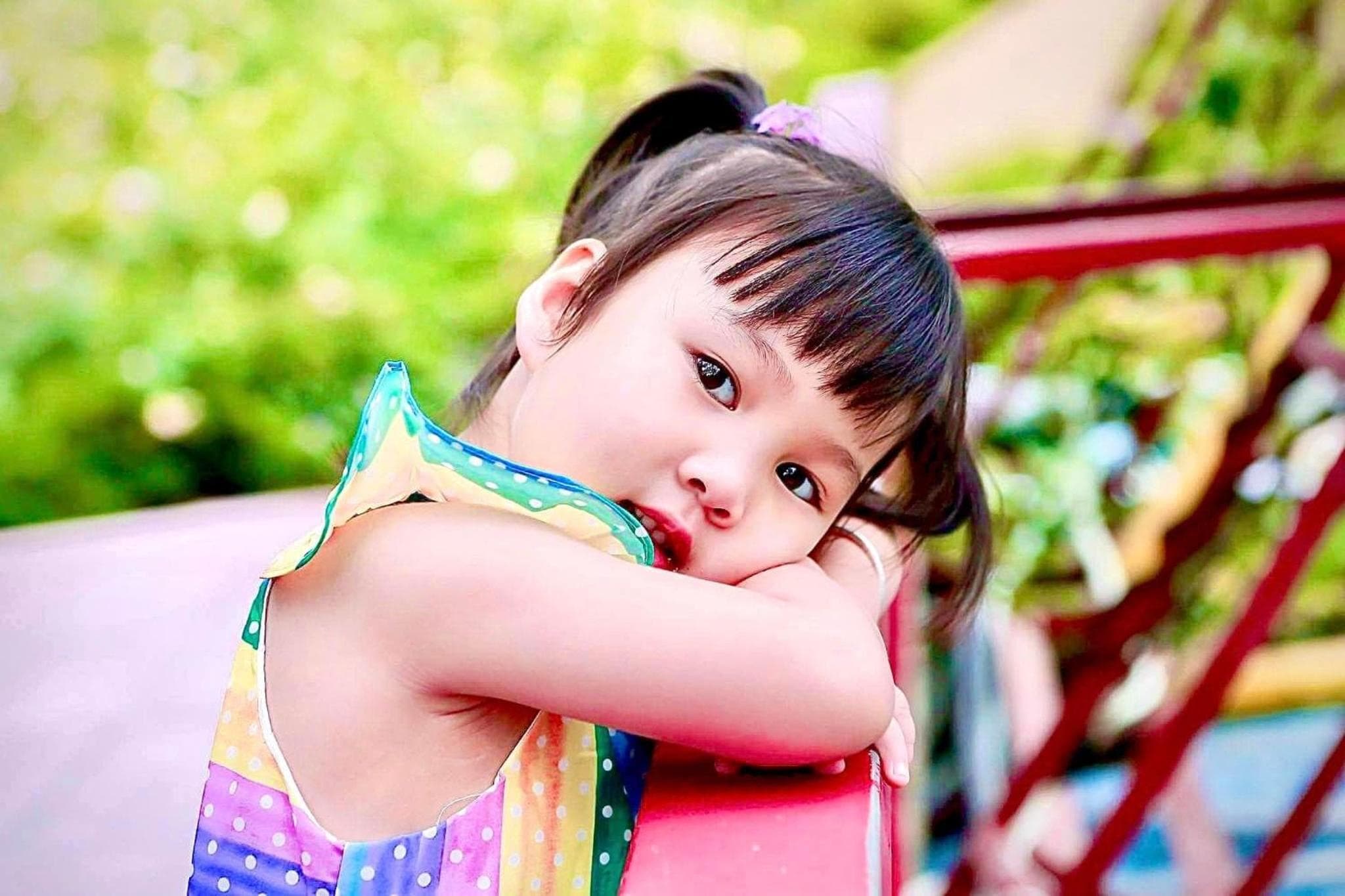 Love hill than Uyên photo 9