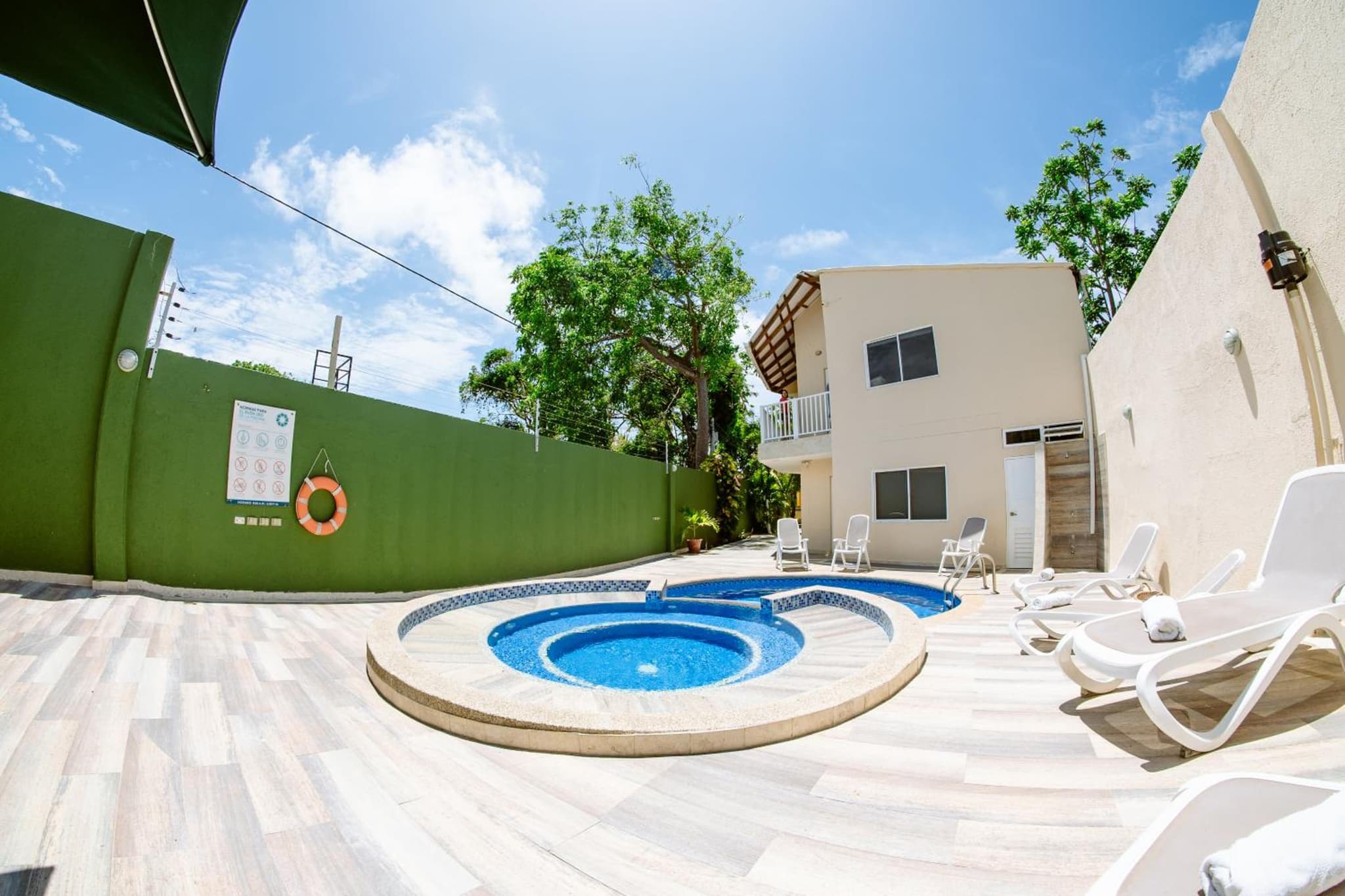 Hotel Isla Bonita photo 2