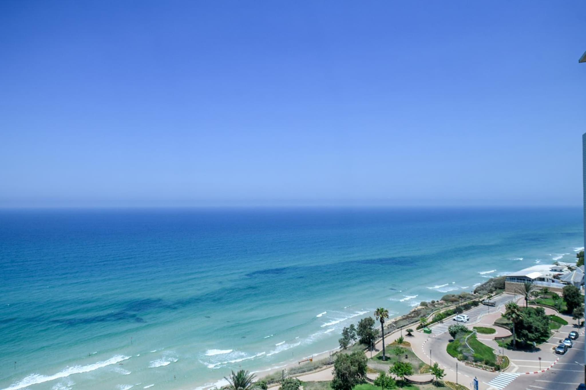 Mamad Netanya Panoramic Sea-View 4BR Apt photo 8