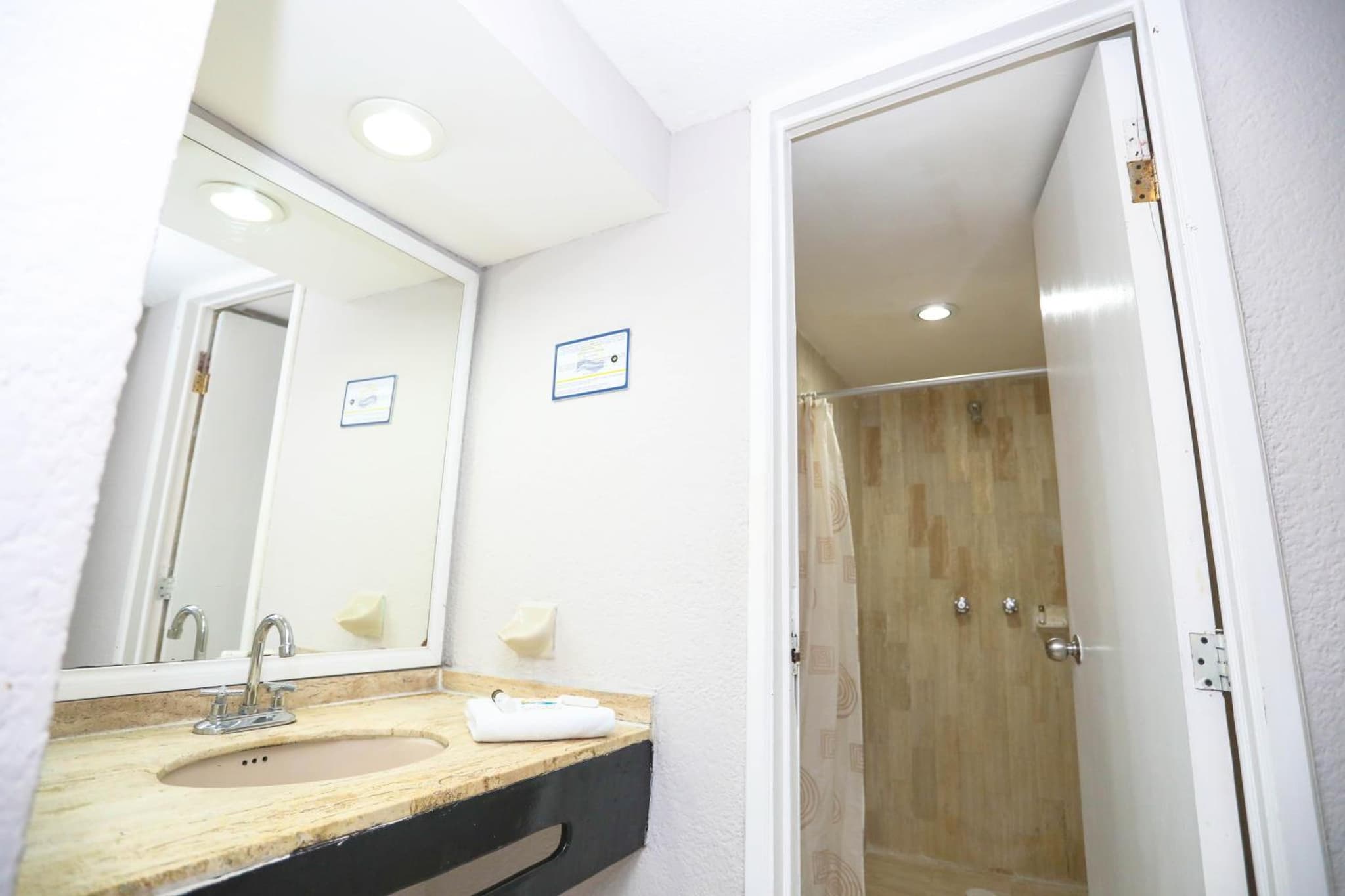 Hotel Caribe Internacional Cancun photo 4