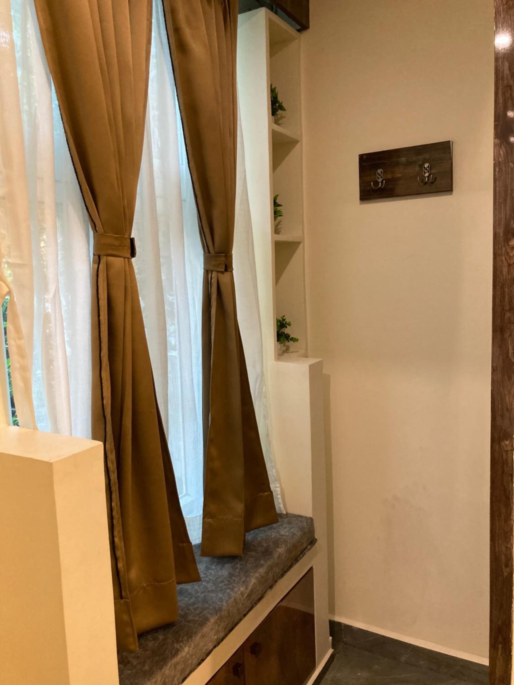 MURALI KRISHNA APART HOTEL photo 2