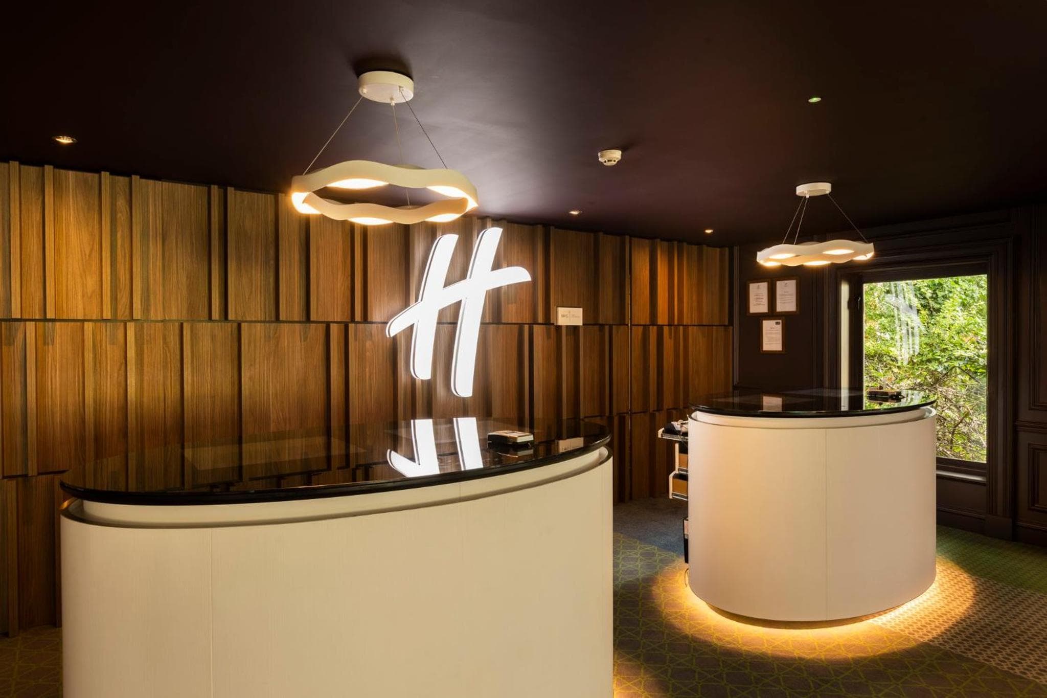 Holiday Inn Guildford by IHG photo 8