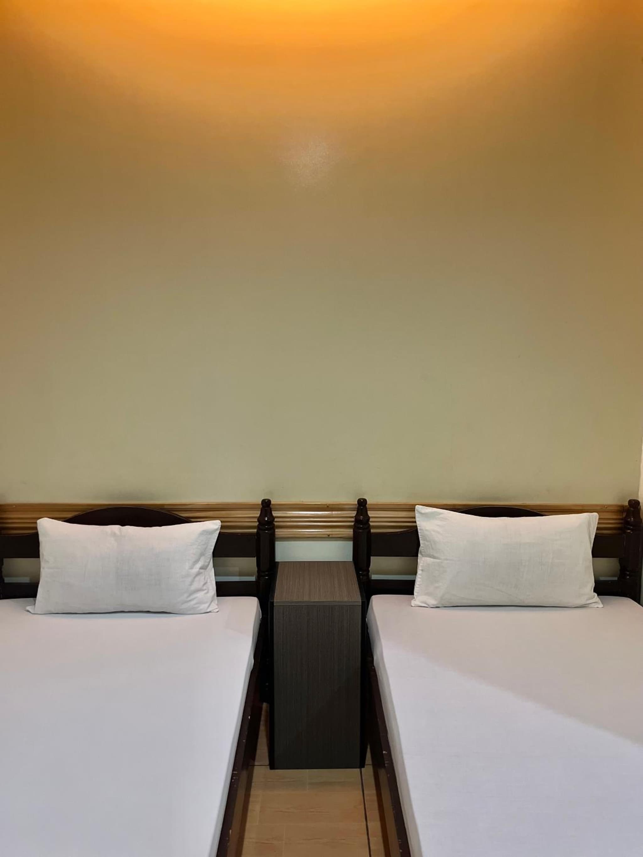 Inside Room Inn photo 5