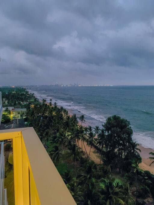 MaSa Beach Front Apartment Uswetakeiyawa B12 photo 5