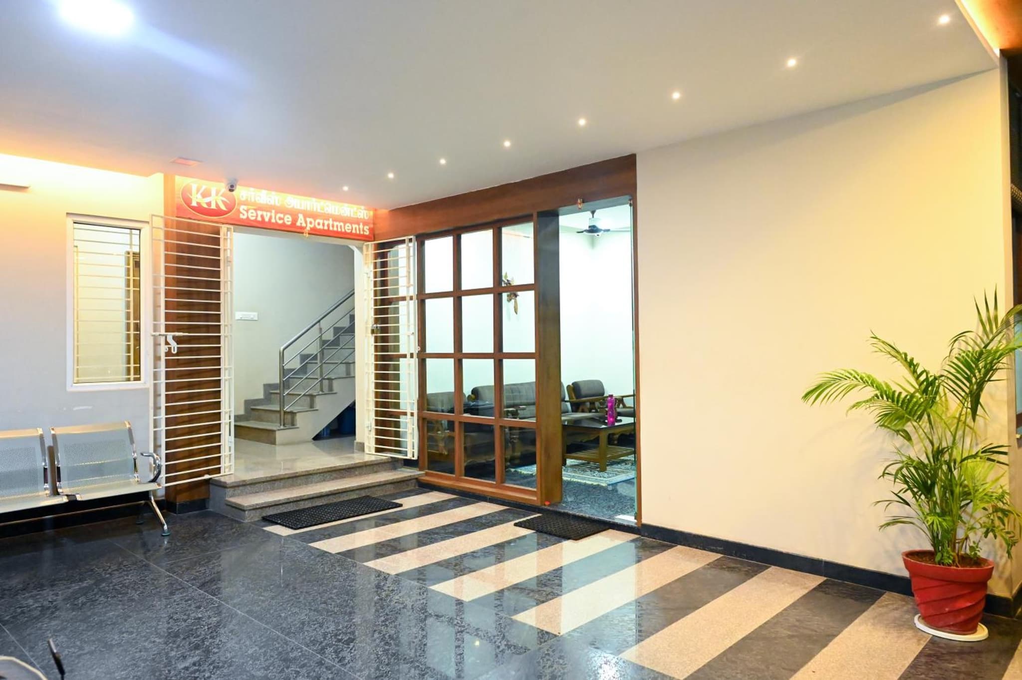 KK SERVICE APARTMENTS photo 6