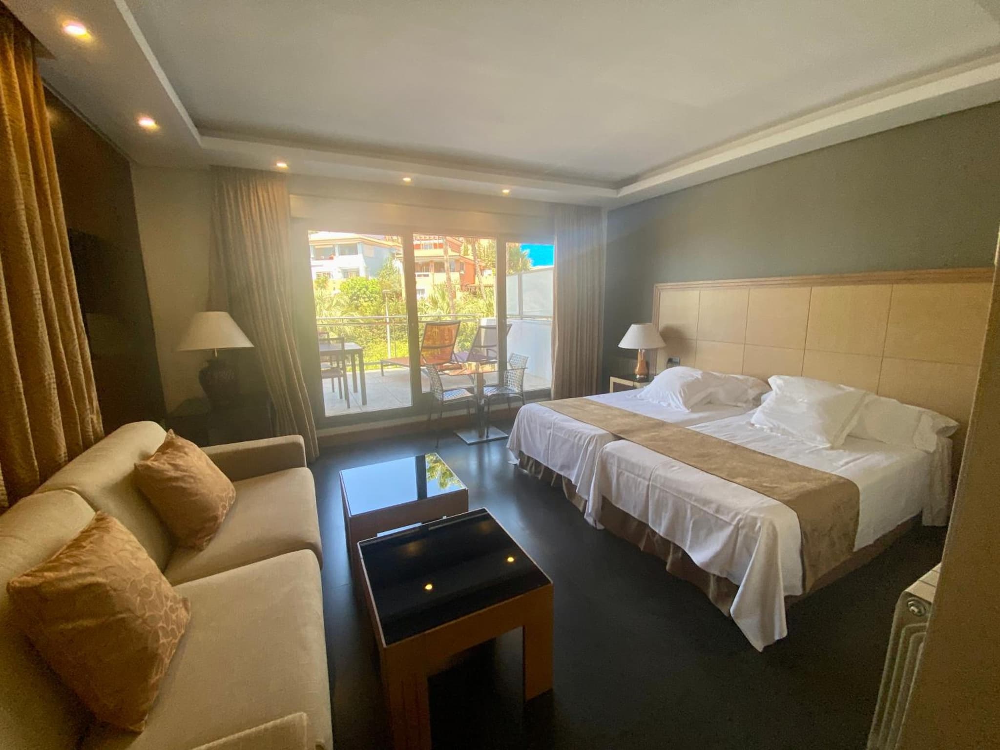 hotel room