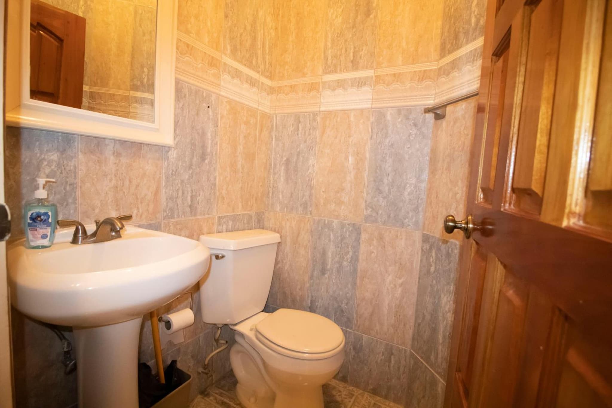 Round View Guest House photo 5