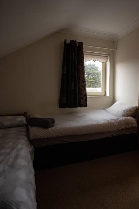 4 Bed on The Main Street photo 5