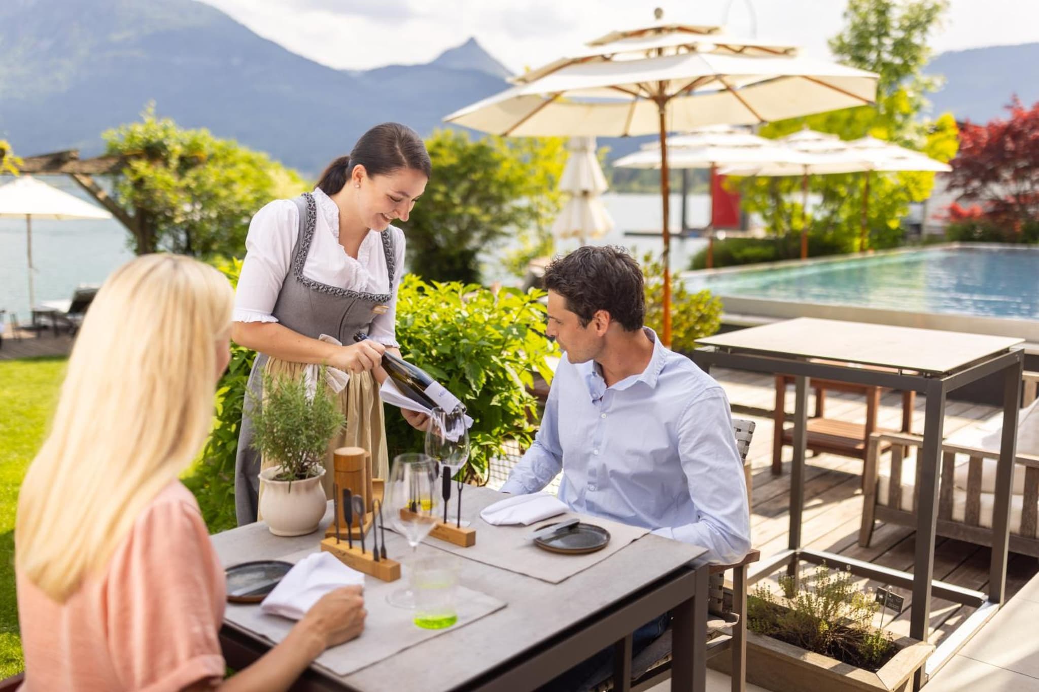 Hotel Seevilla Wolfgangsee photo 3
