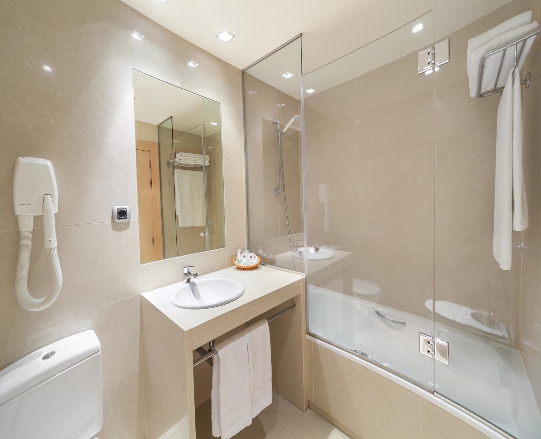 Hotel Reston Valdemoro photo 6