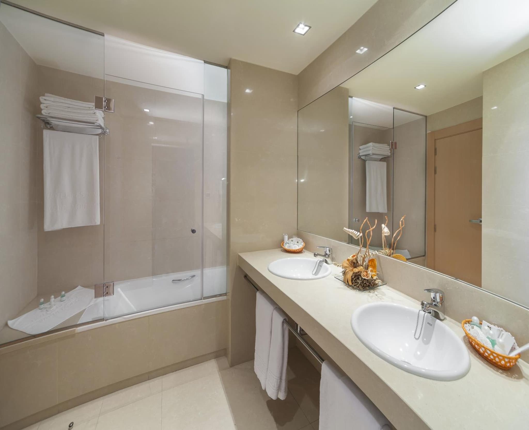 Hotel Reston Valdemoro photo 2