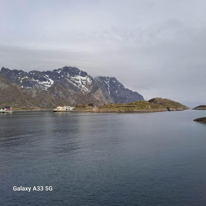 Bryggeleilighet i Henningsvær photo 7
