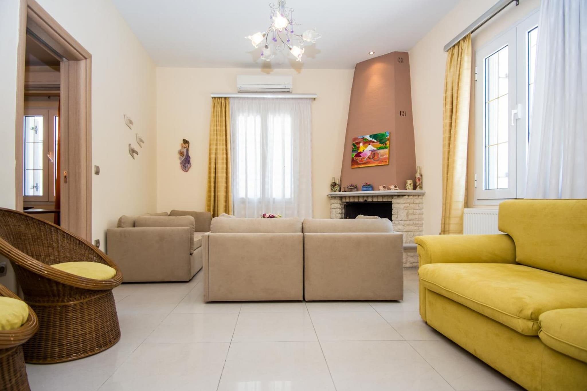 Sofia's Delightful Apartment photo 3