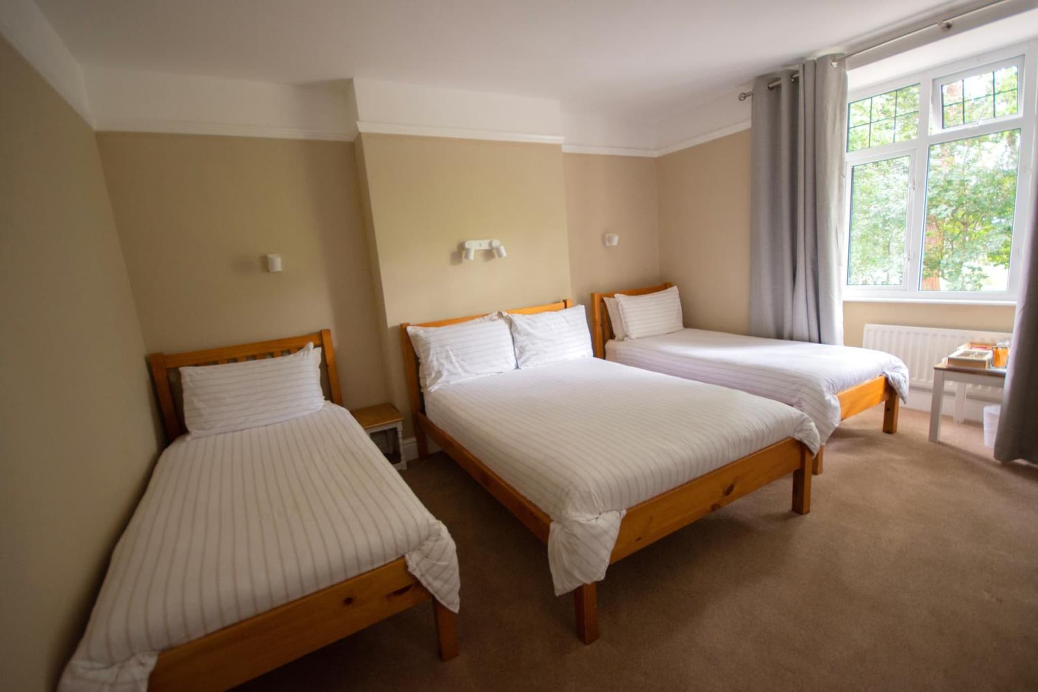 Salamander Guest House photo 8