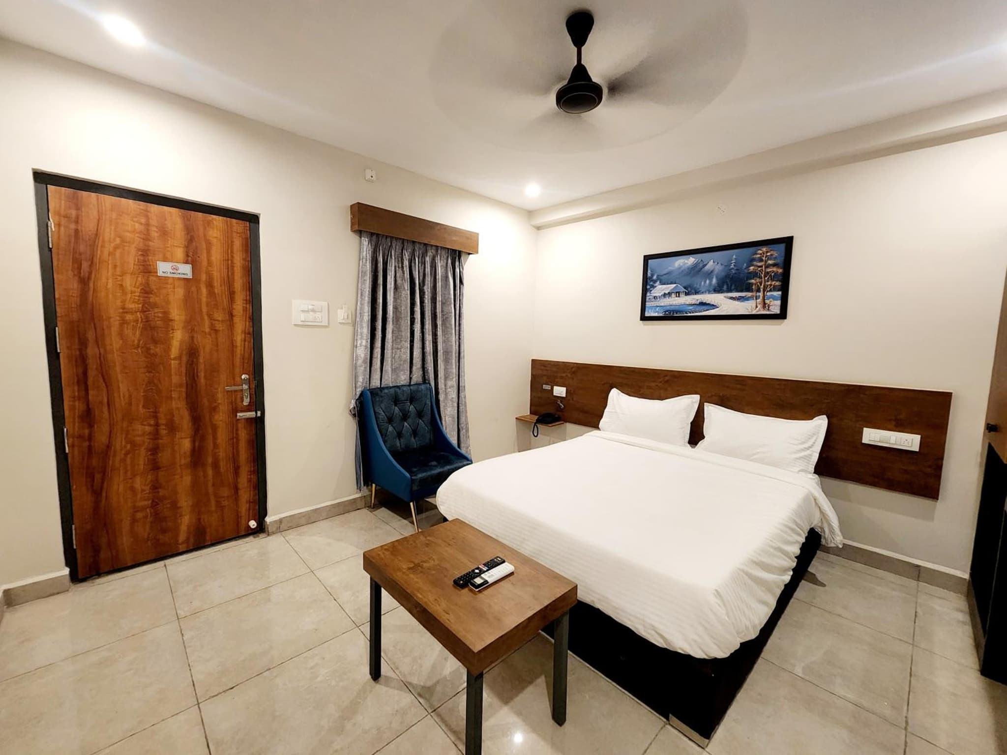 Hotel Park Varaahi photo 5