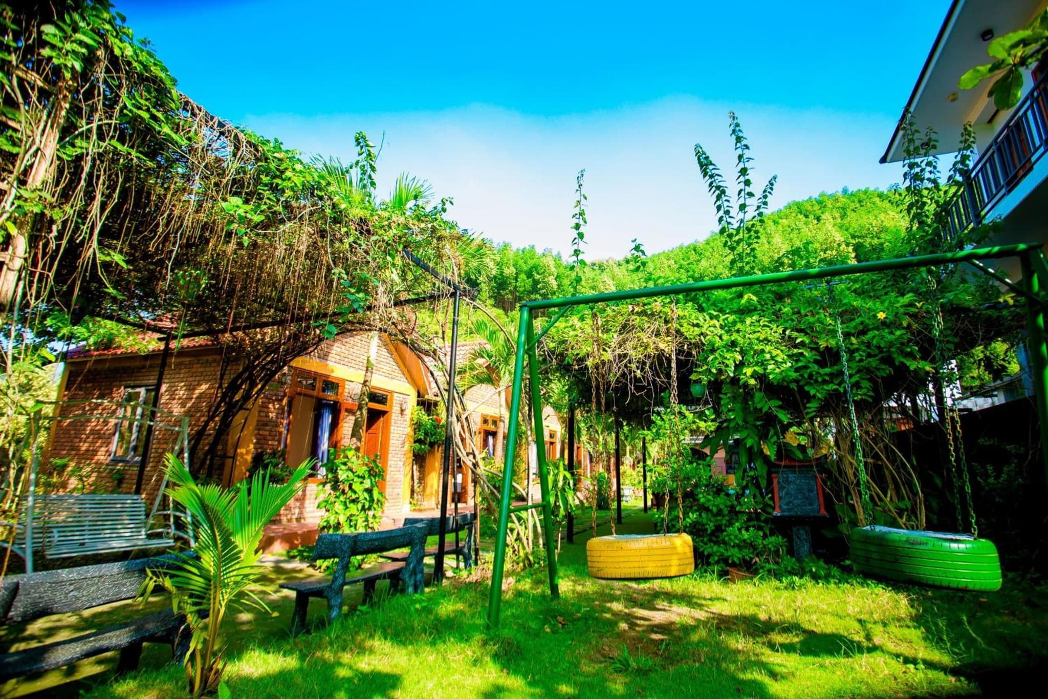 Hillside View Bungalow Homestay photo 9