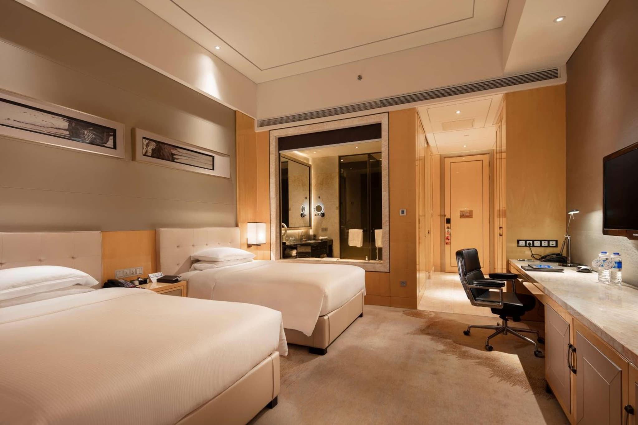 Hilton Dalian photo 3