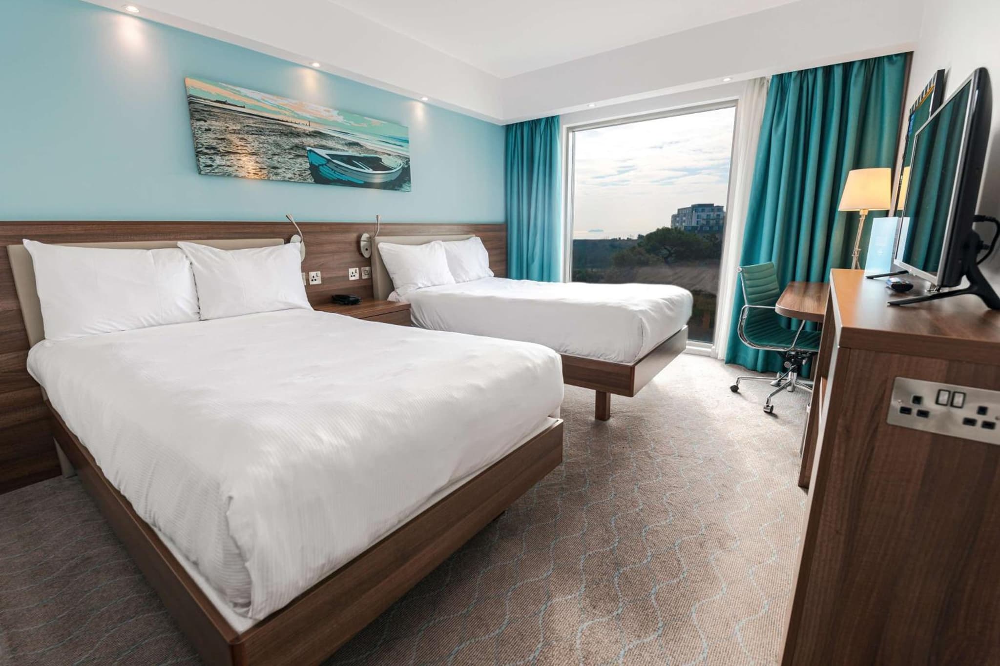 Hampton by Hilton Bournemouth photo 3