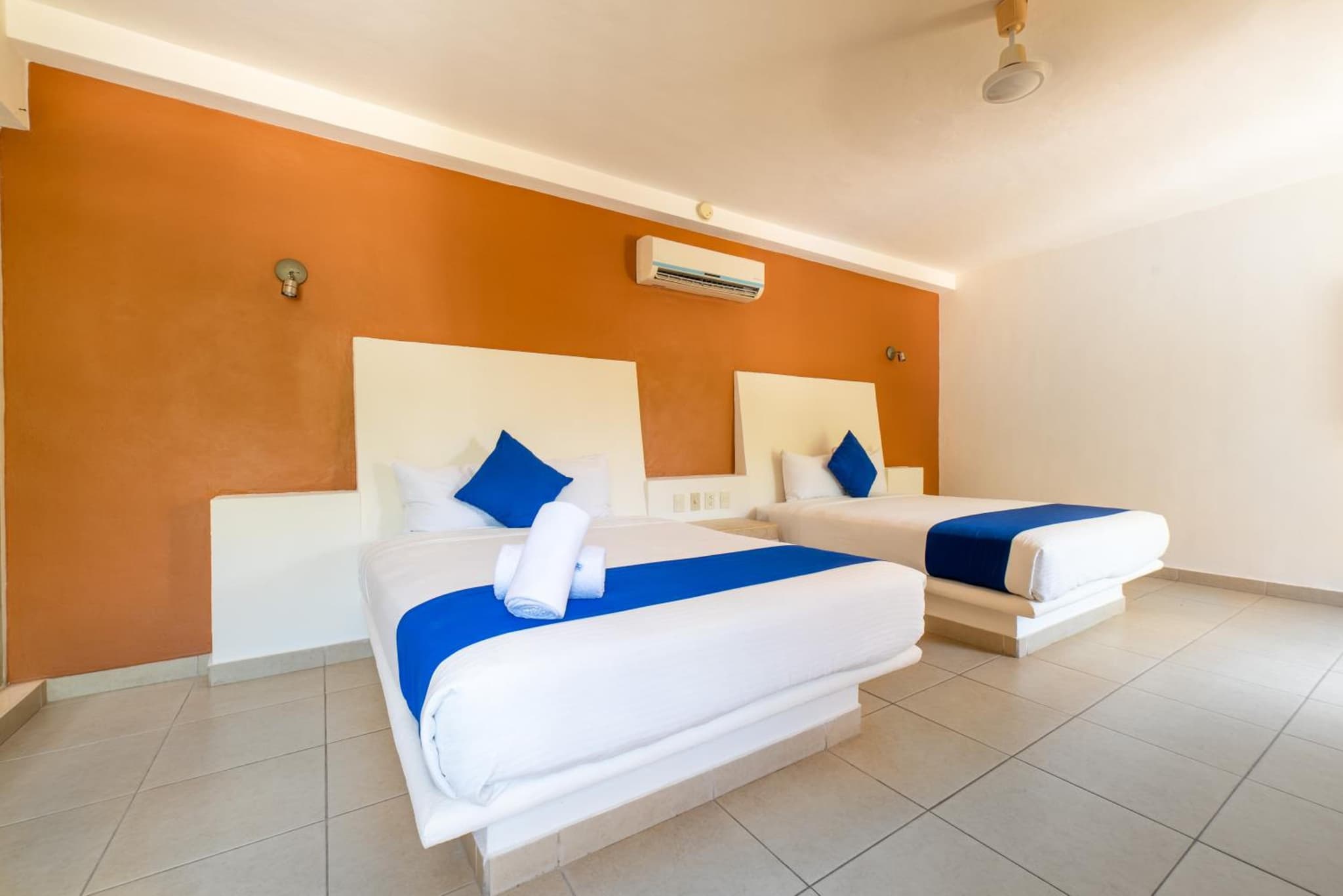 Hotel Ixzi Plus photo 5