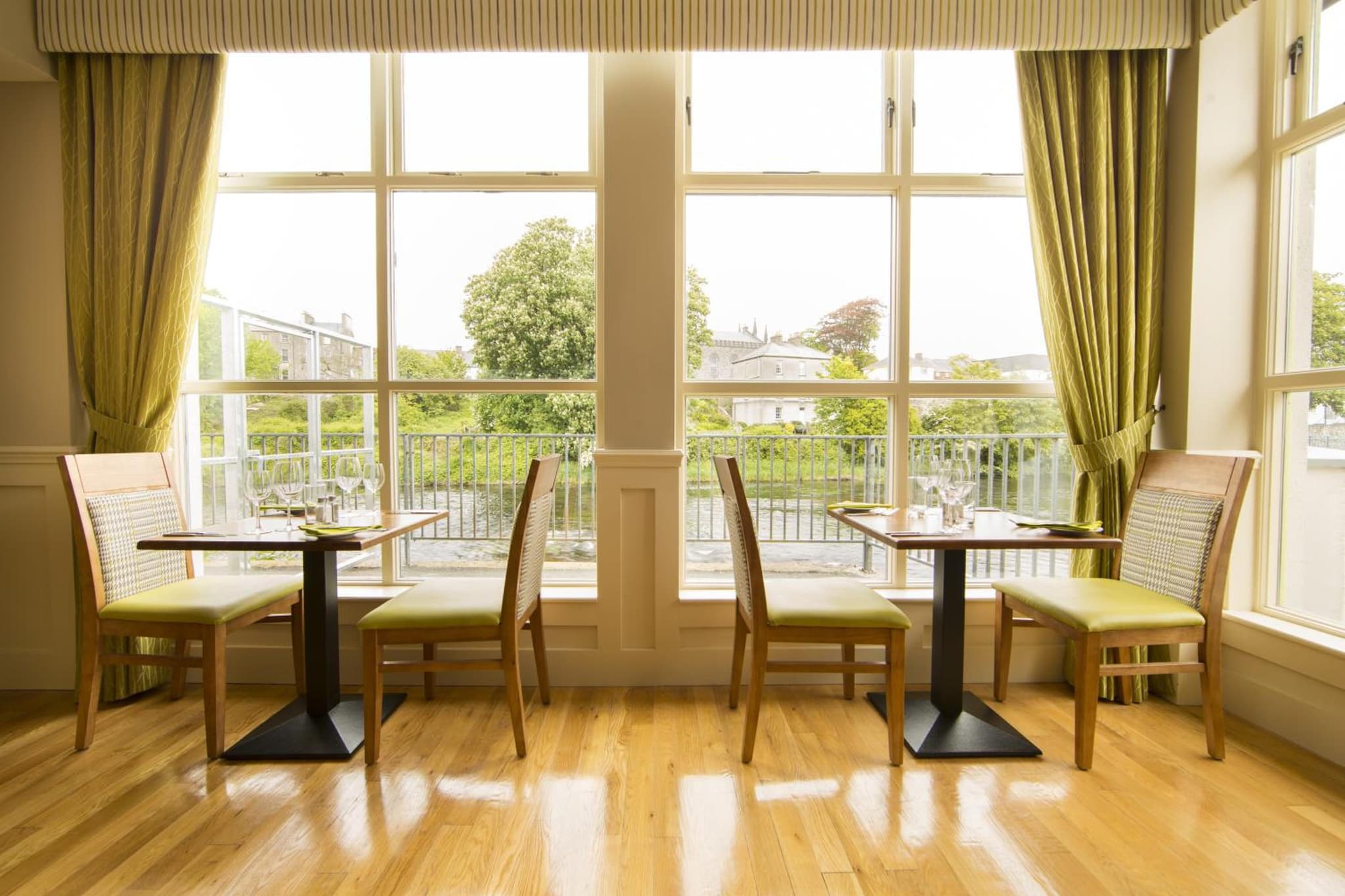 Riverside Hotel photo 6