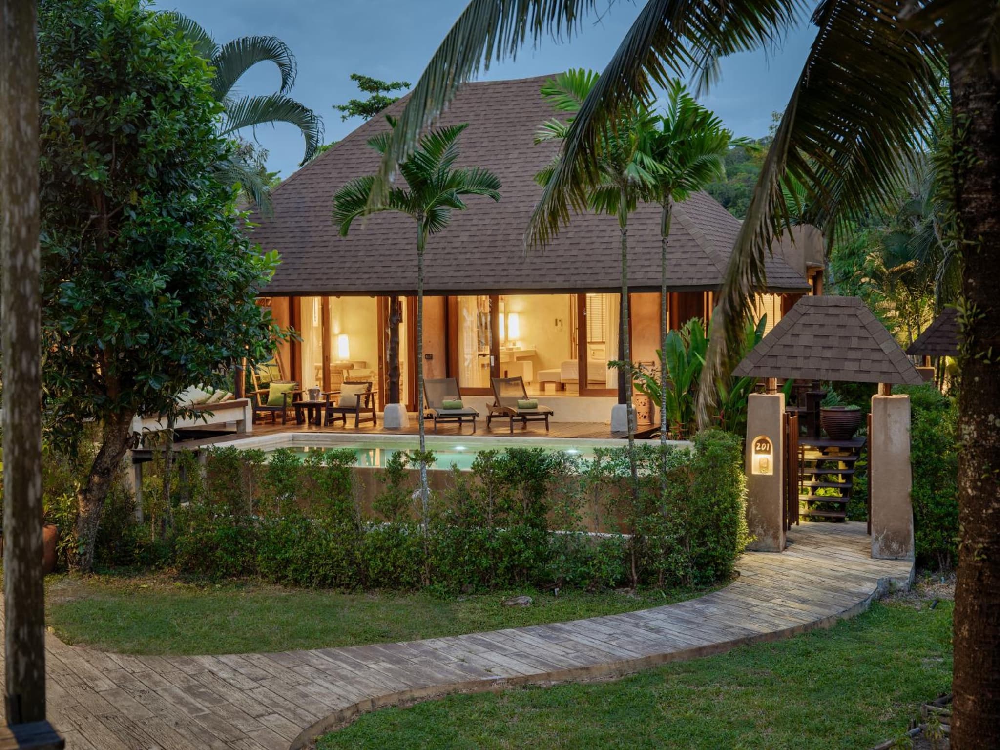 High Season Pool Villa & Spa