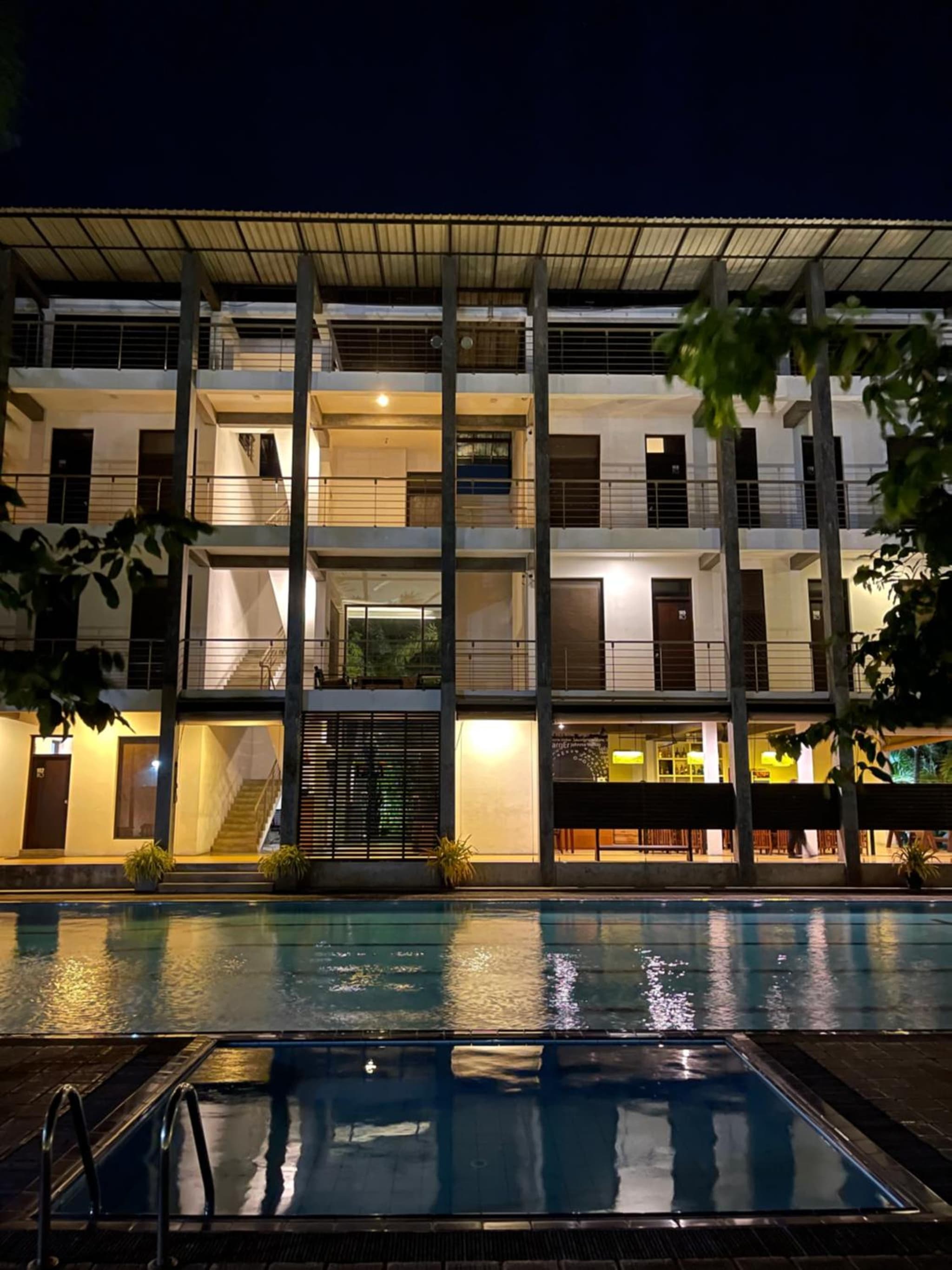 Olanro Hotel Negombo photo 4