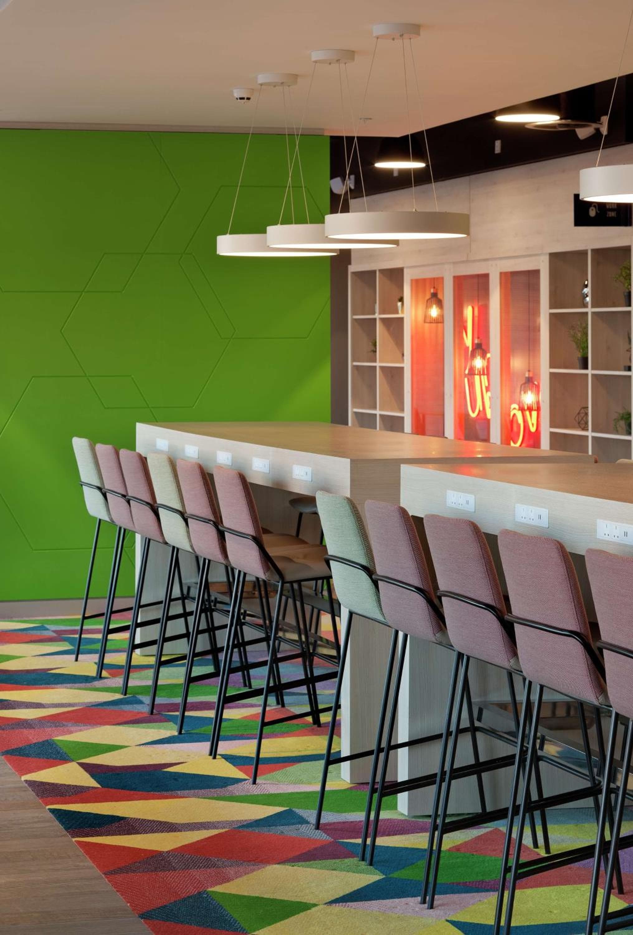 Hampton By Hilton Leeds City Centre photo 4