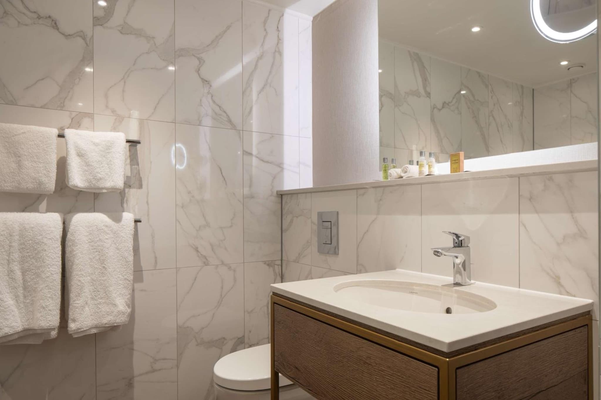 DoubleTree by Hilton Stoke-on-Trent, United Kingdom photo 3