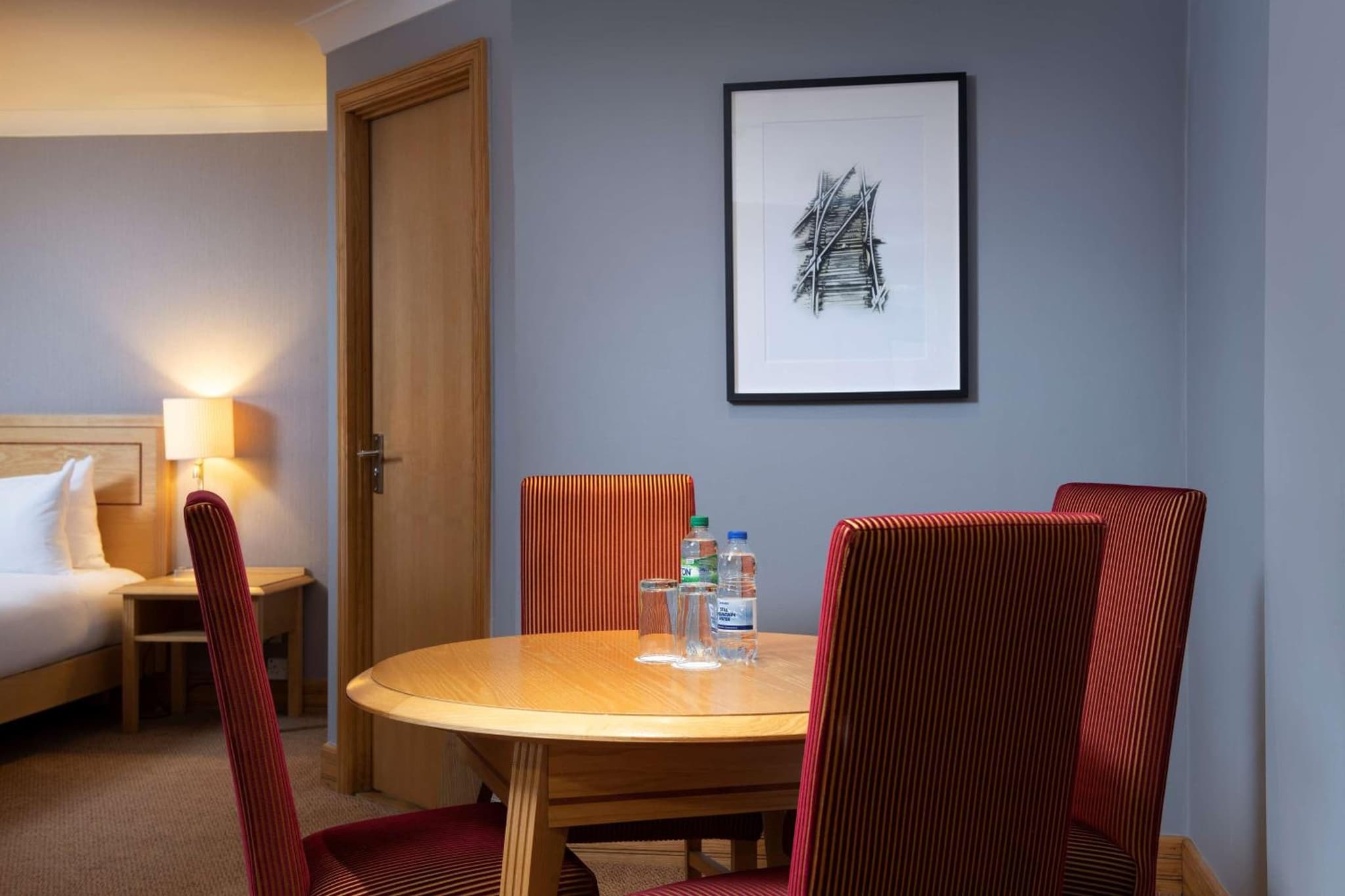 DoubleTree by Hilton Swindon Hotel photo 2