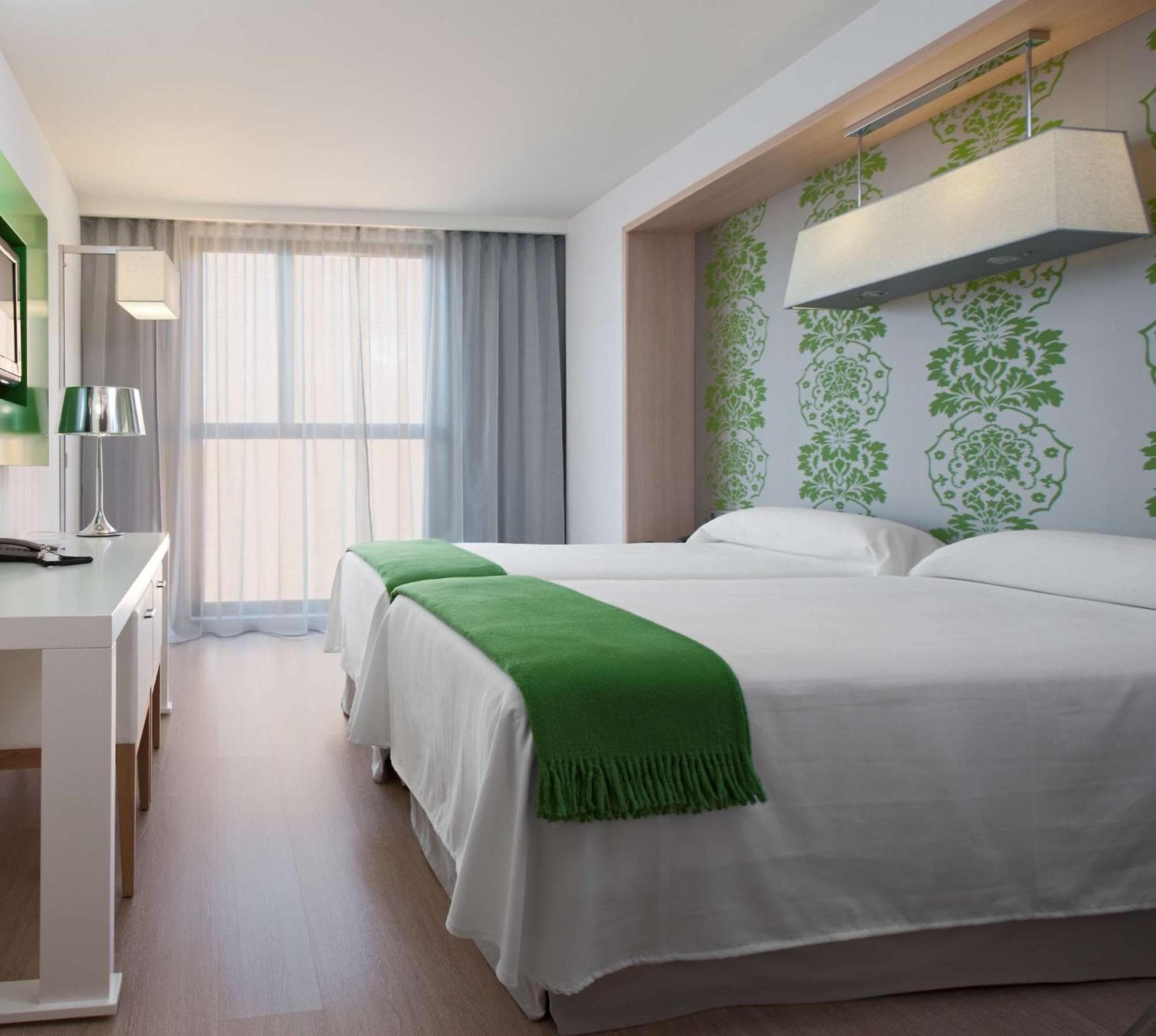 DoubleTree by Hilton Girona photo 5