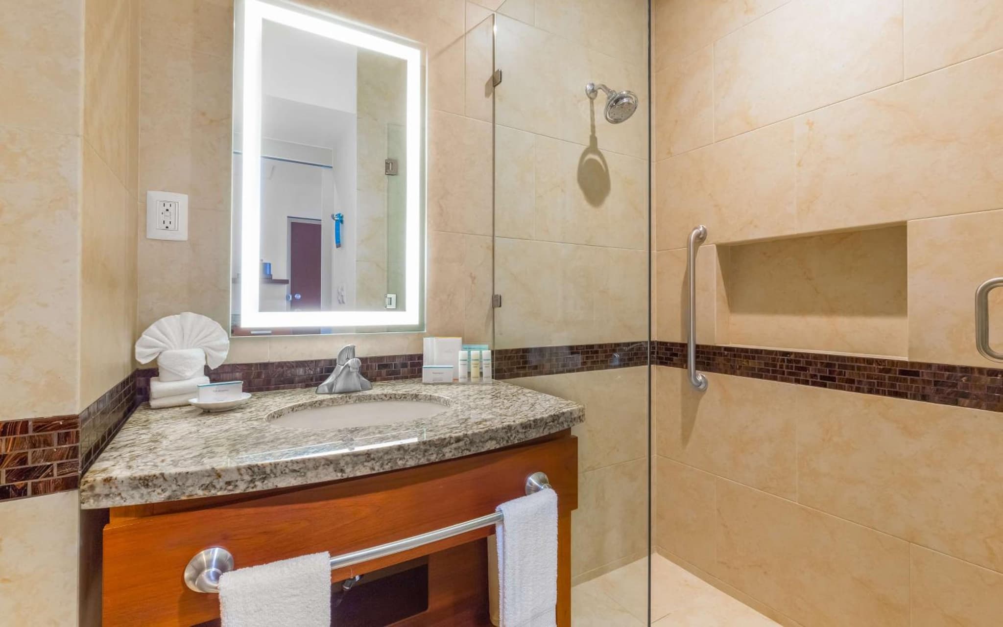 Hampton Inn & Suites by Hilton Los Cabos photo 8