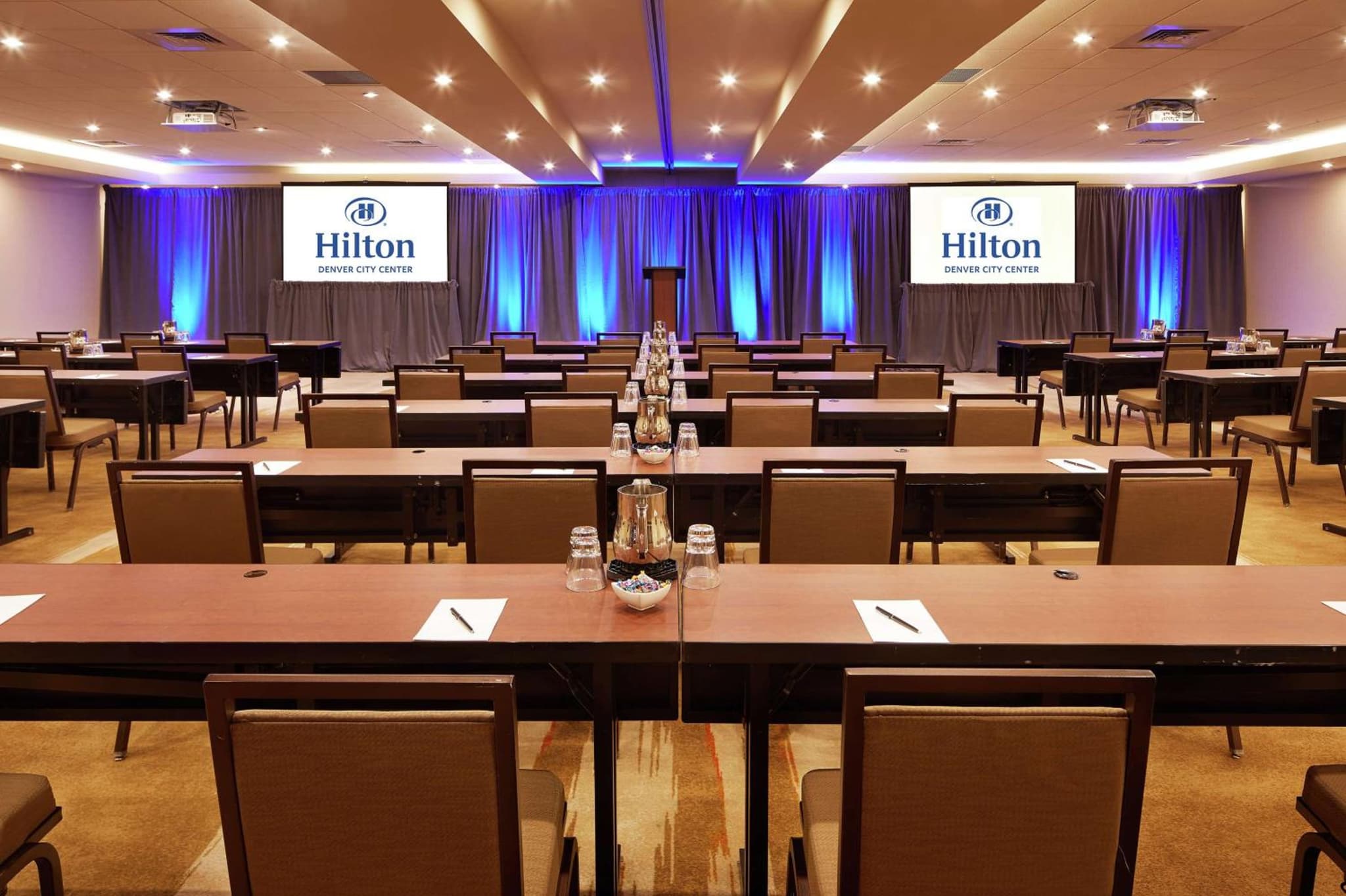Hilton Denver City Center photo 2