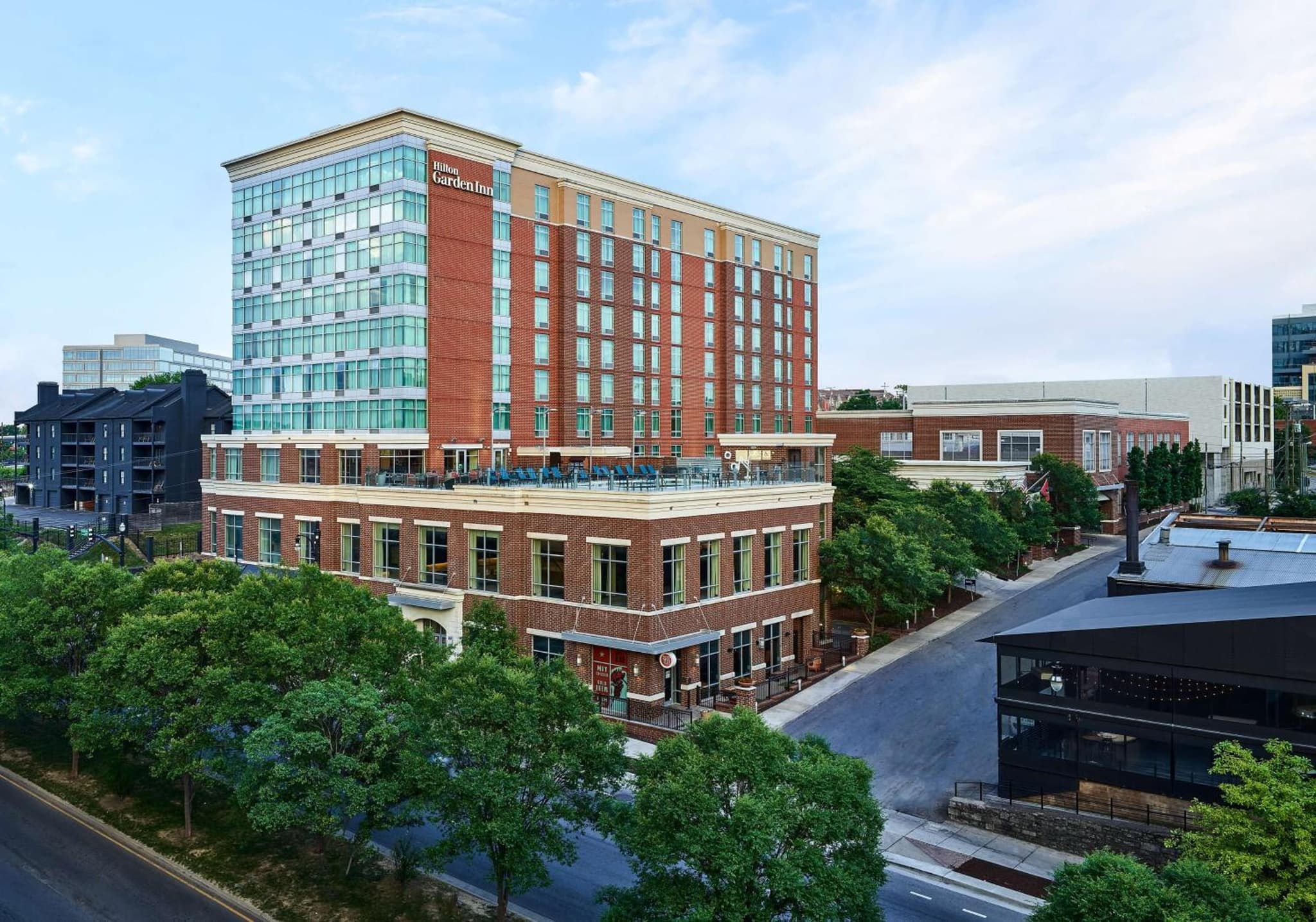 Hilton Garden Inn Nashville Downtown Convention Center
