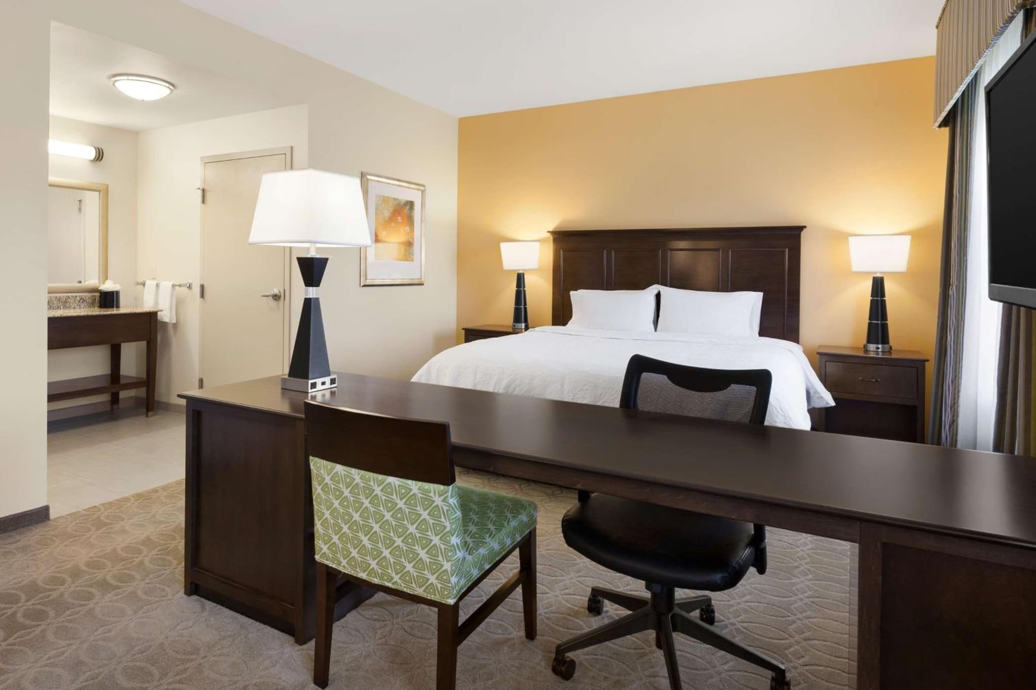 Hampton Inn & Suites San Bernardino photo 6