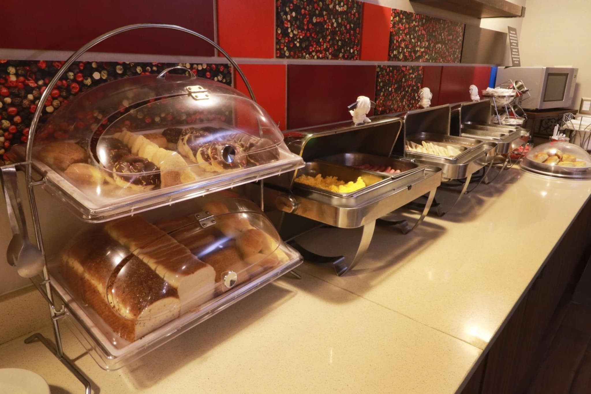 Hampton by Hilton Chihuahua photo 9