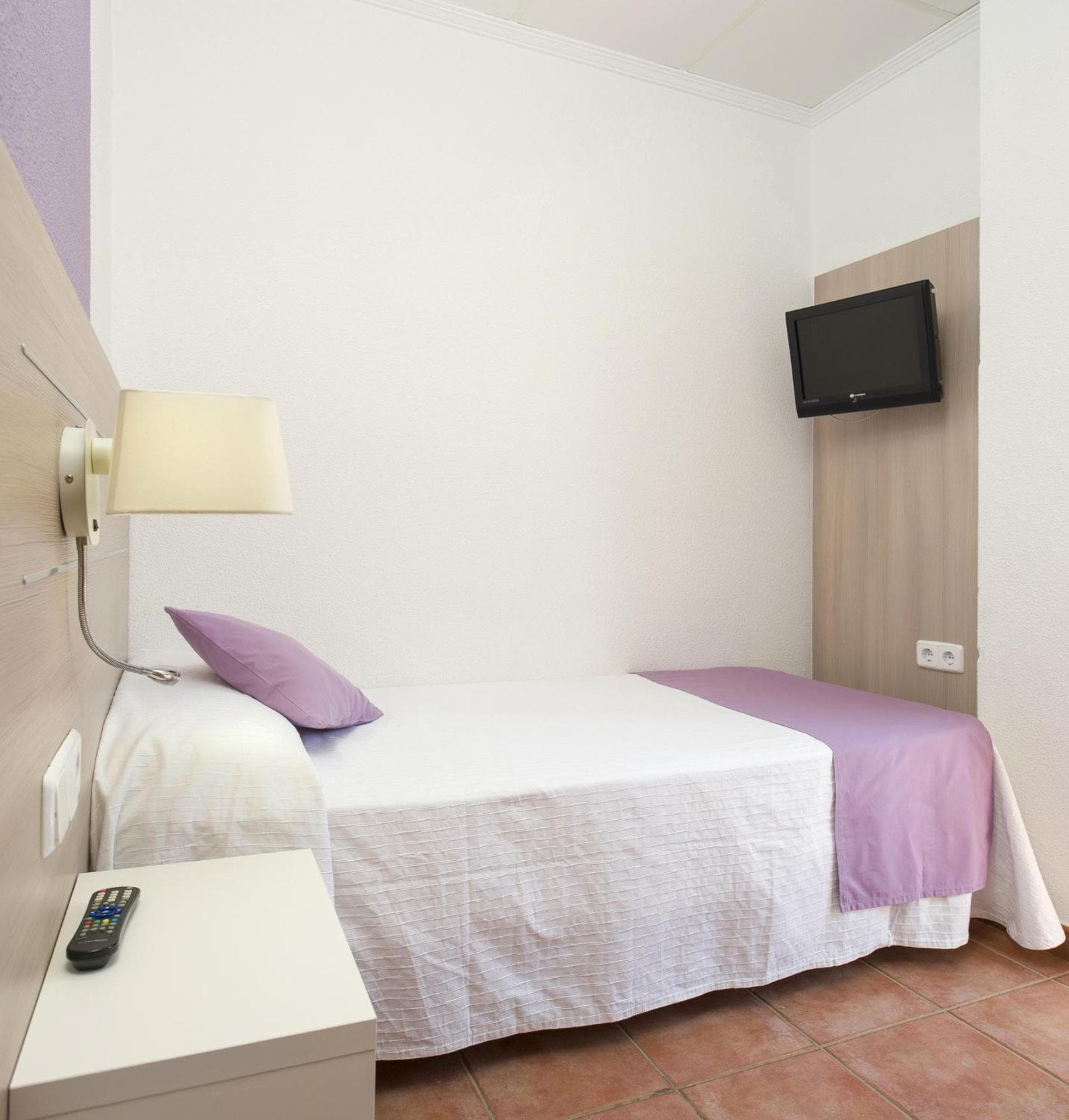 Hostal Adelino photo 2