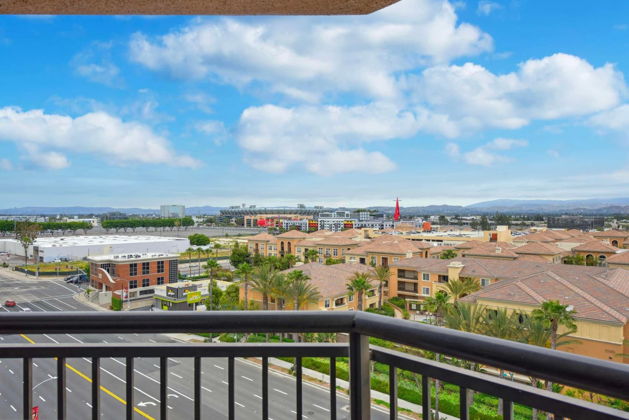 Embassy Suites by Hilton Anaheim-Orange photo 2