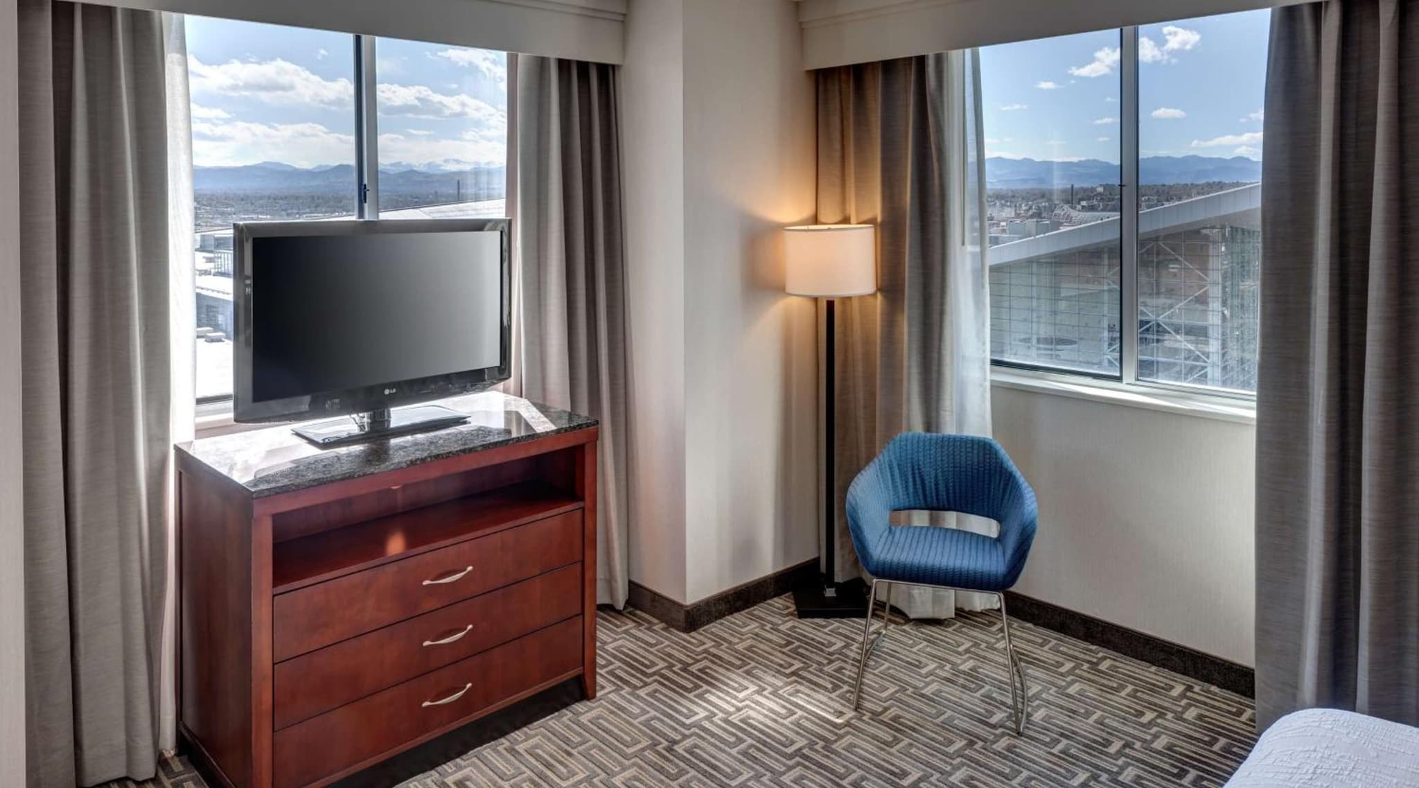 Hilton Garden Inn Denver Downtown photo 3